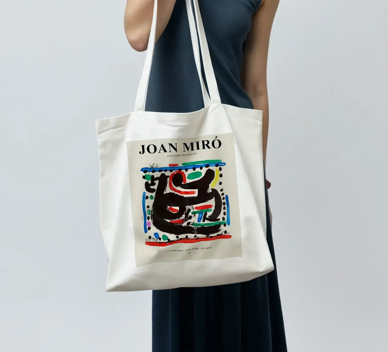 Manifesto della mostra Joan Miro atelier mourlot borsa in juta da phillipp veisenberg