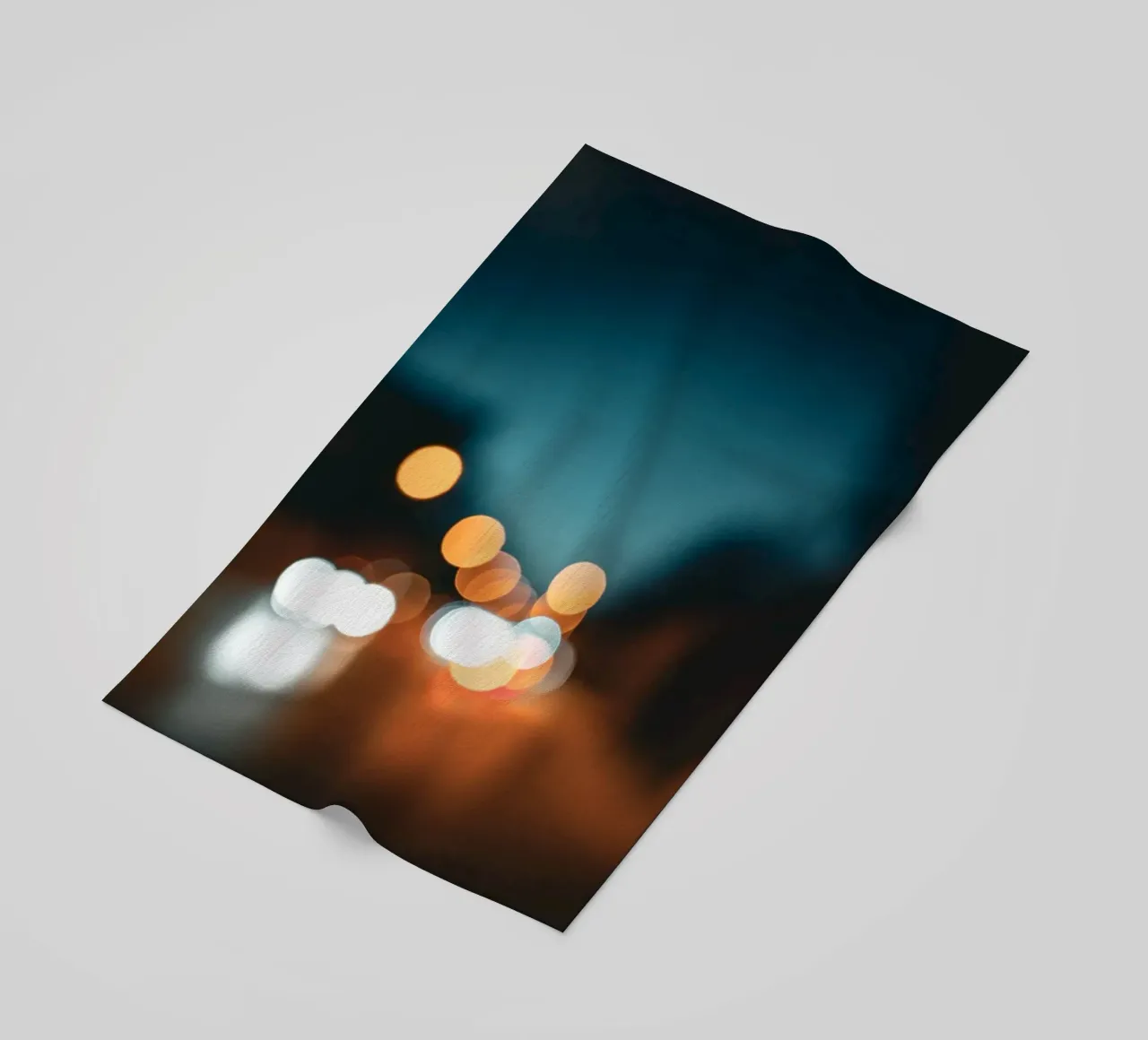 Urban Lights two telo mare da Flo Klein