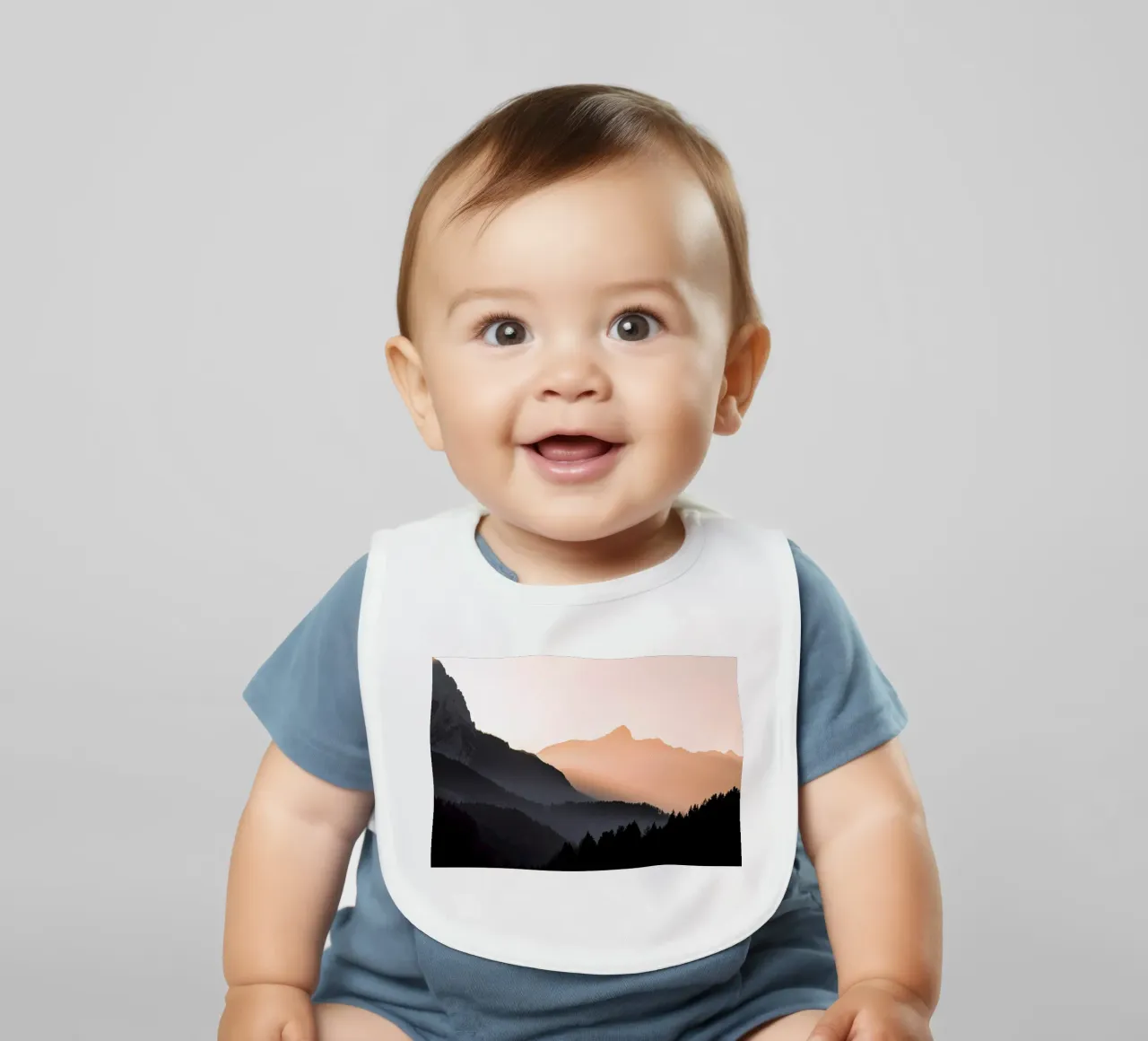 Catching Shadows bavaglino da METROPOLIS