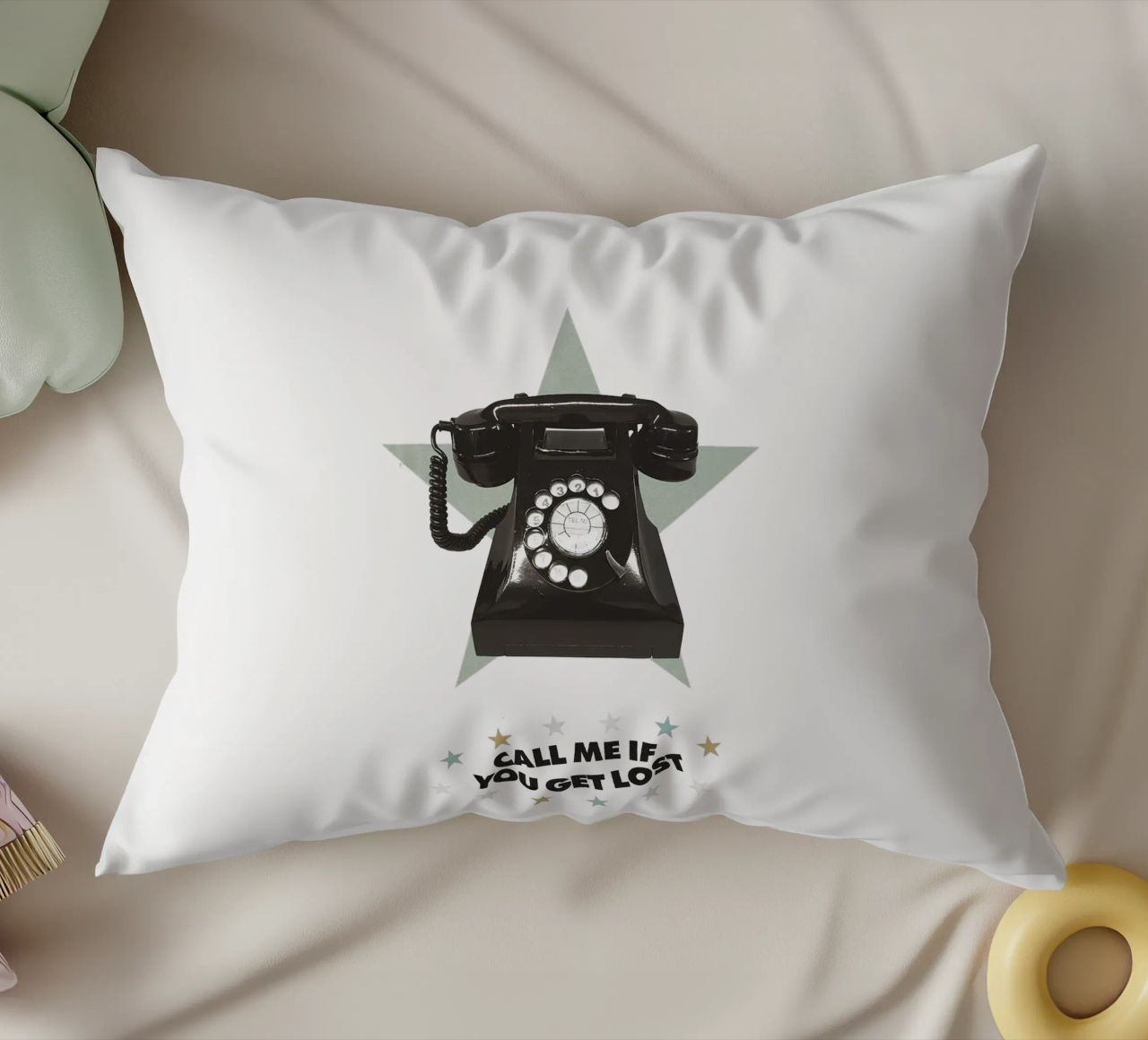 Call Me If You Get Lost cuscino da Attaboy Dsgn