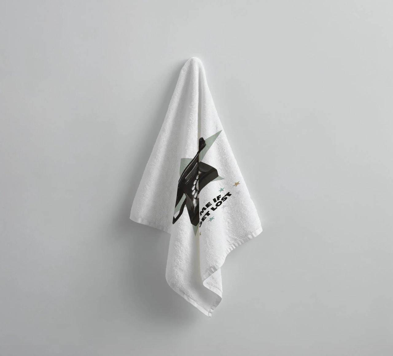 Call Me If You Get Lost asciugamano da bagno da Attaboy Dsgn