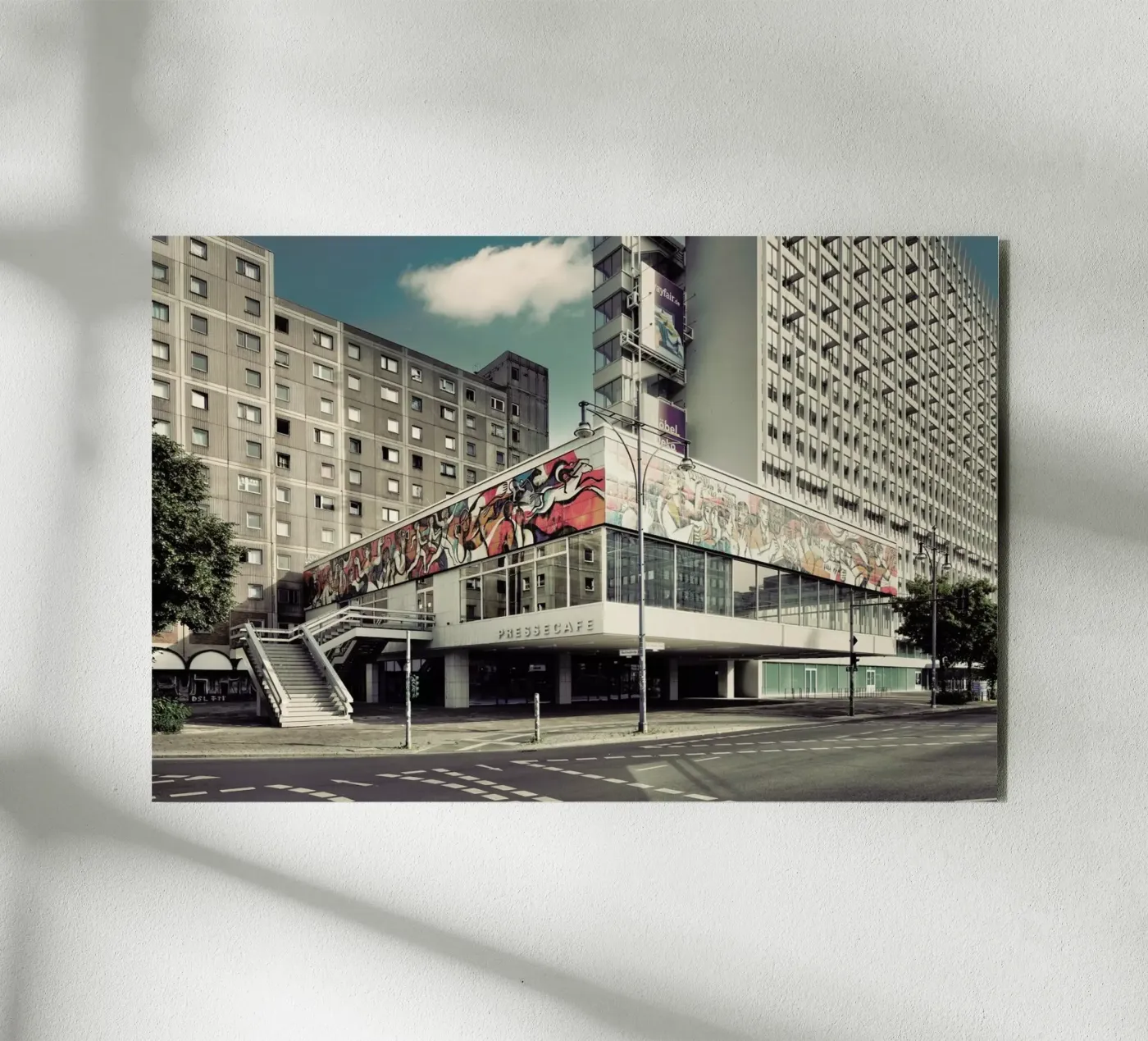 Pressecafe forex plate by Michael Belhadi