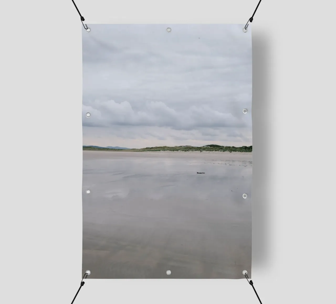 Tra cielo e sabbia telo in pvc da The Wild Creative Studio