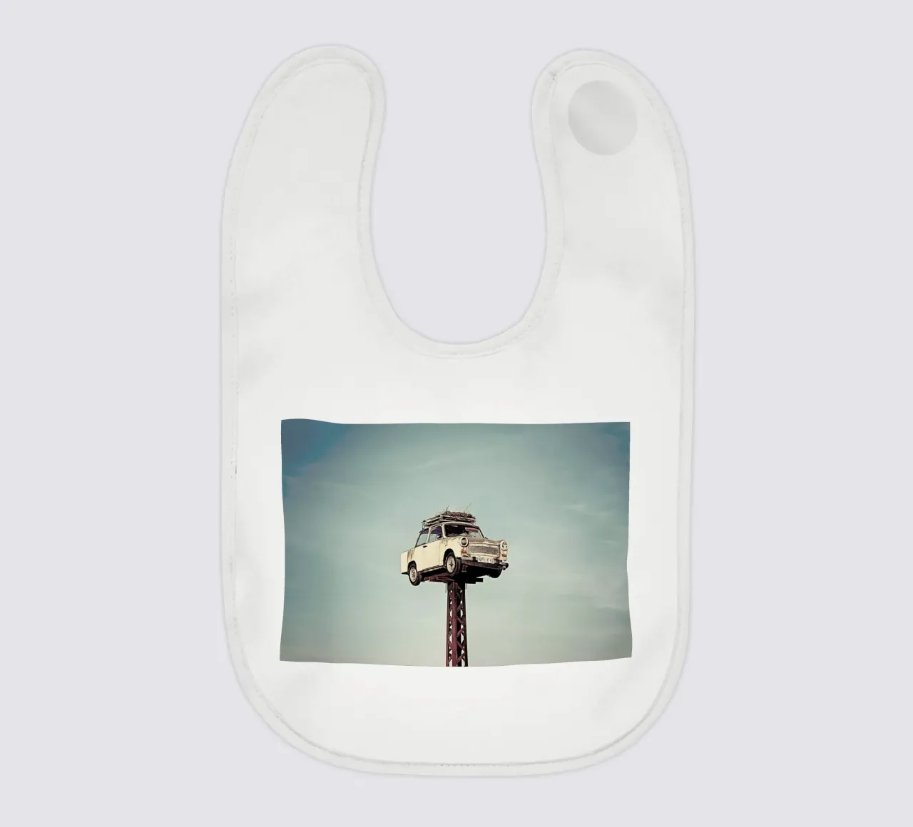 Trabant bavaglino da Michael Belhadi