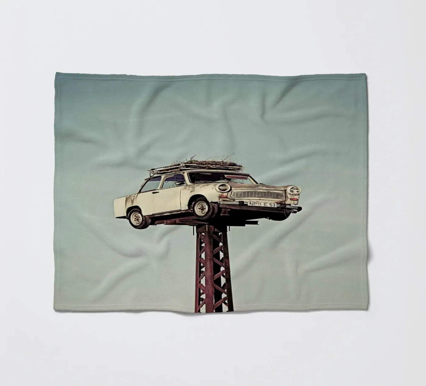 Trabant Fleecedecke von Michael Belhadi