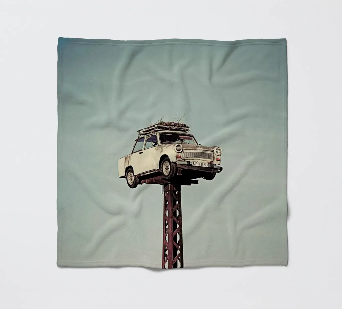 Trabant Fleecedecke von Michael Belhadi