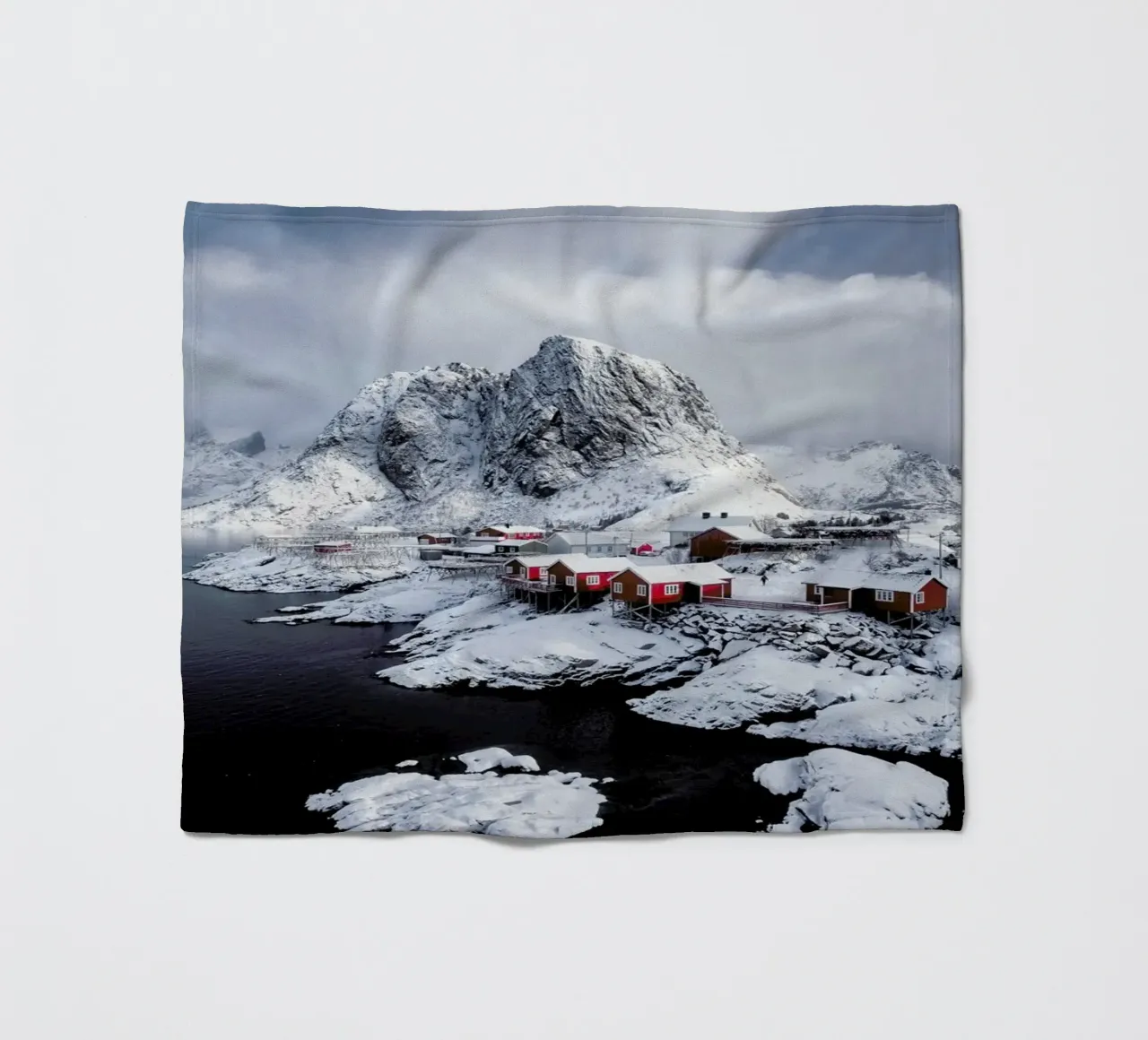 Snowy Suburbia by @Mumemories coperta in pile da EyeEm Mobile GmbH