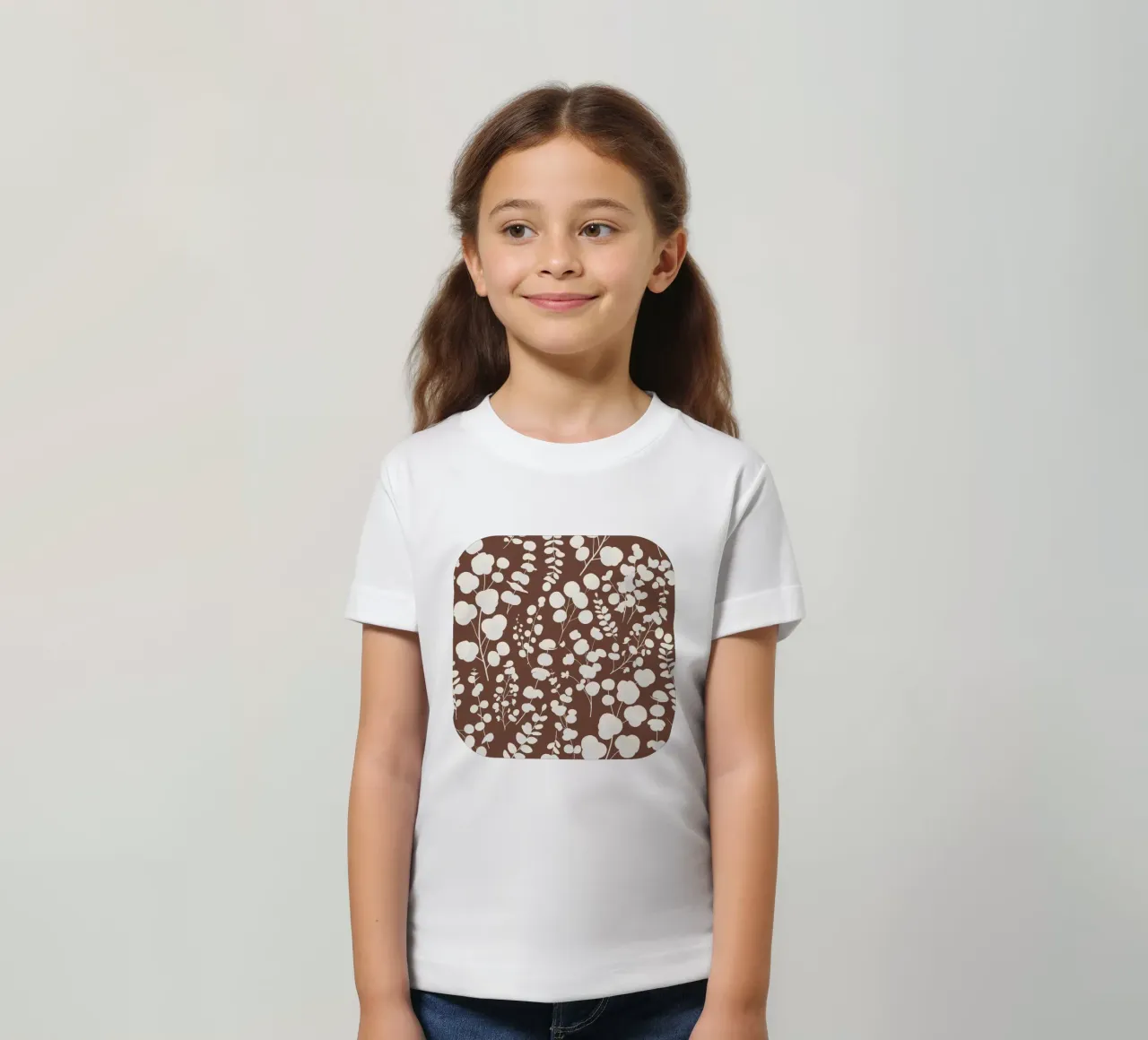 Motif de feuilles d'eucalyptus Marron foncé t-shirt enfant de SilverPegasus