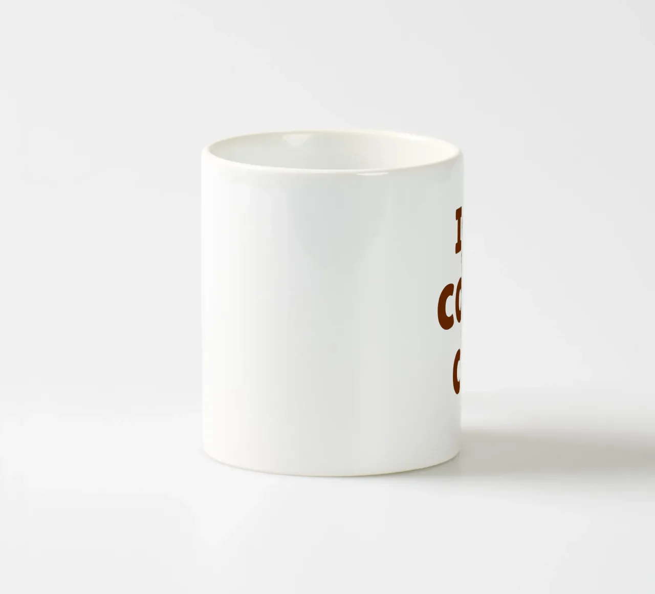 Club del caffè freddo tazza in ceramica da The Quote Collective