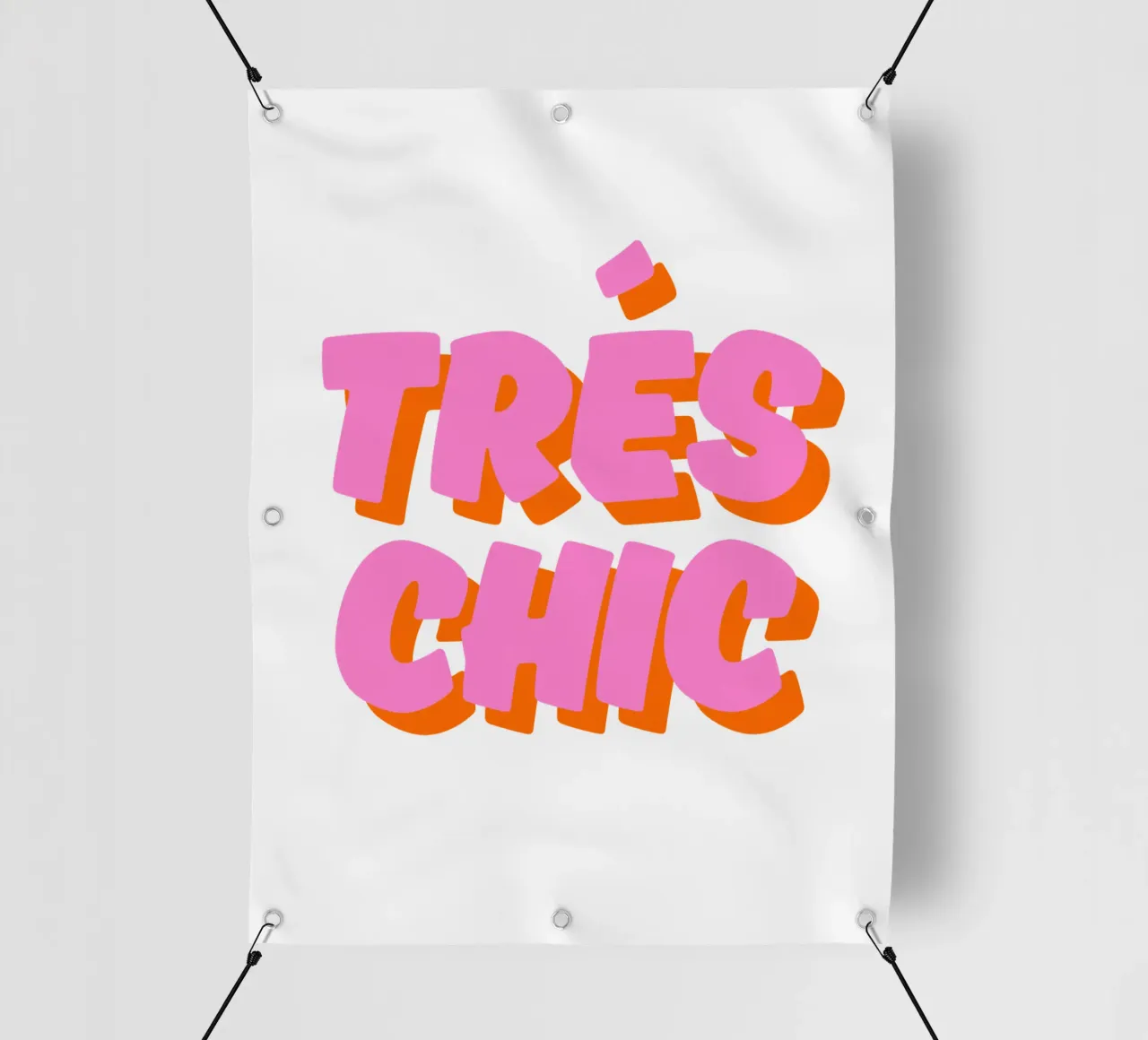 Audace design tipografico "Très Chic" in rosa e arancione telo in pvc da The Quote Collective