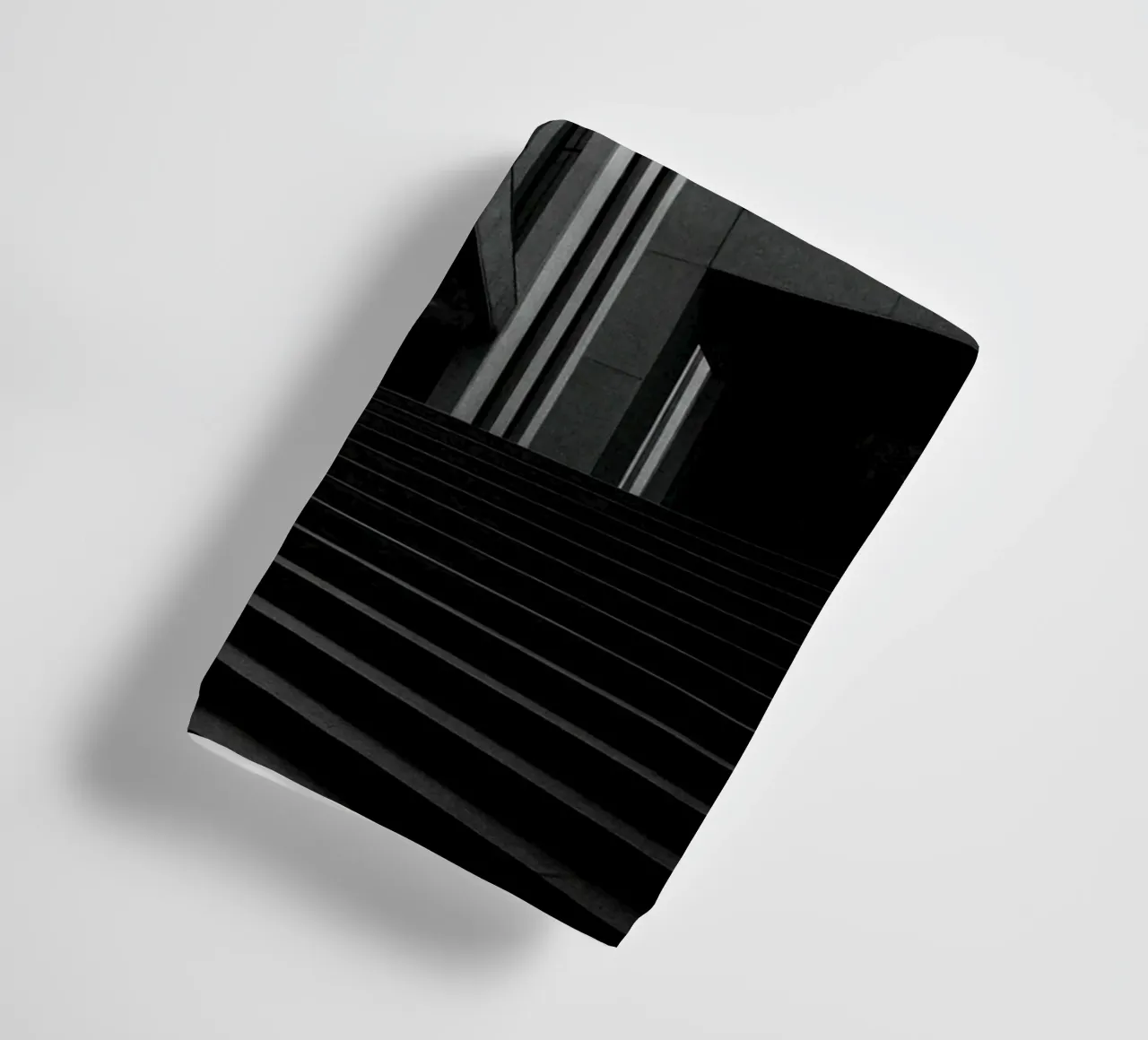 Düsseldorf - Between blocks and lines towel by Black & White
