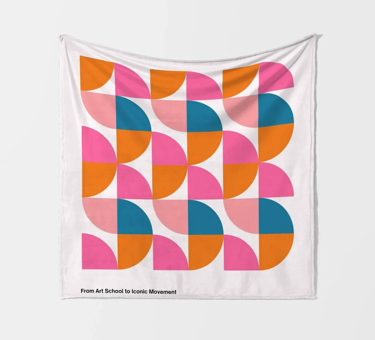 Bauhaus Geometric Abstract Grid Print by Iconic Movement Bri coperta in pile da NorwesClub