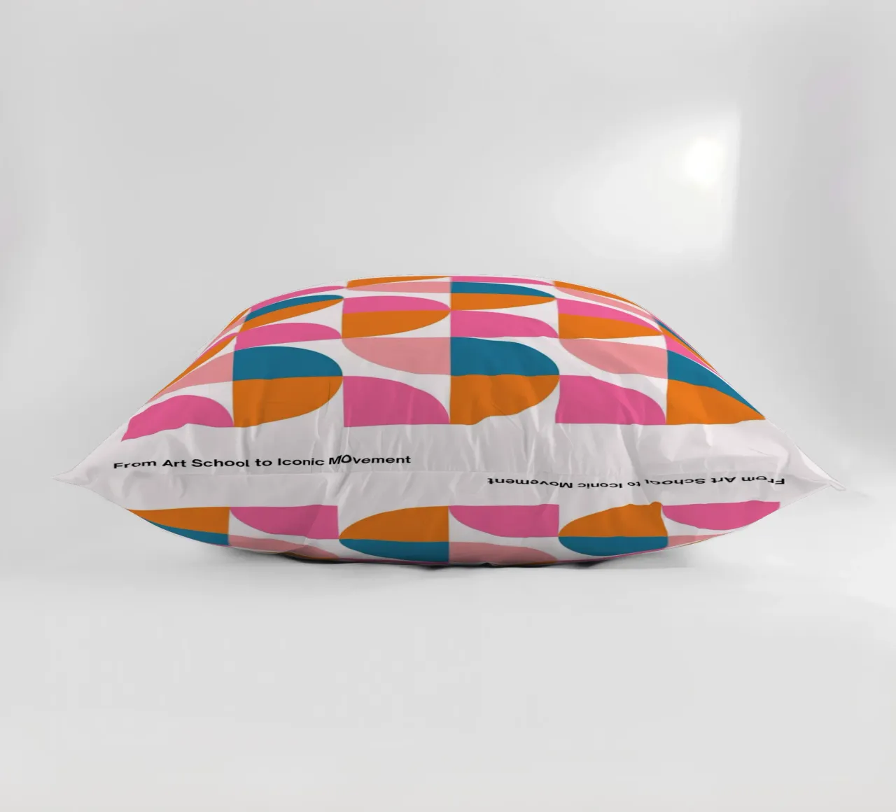 Bauhaus Geometric Abstract Grid Print by Iconic Movement Bri cuscino da NorwesClub