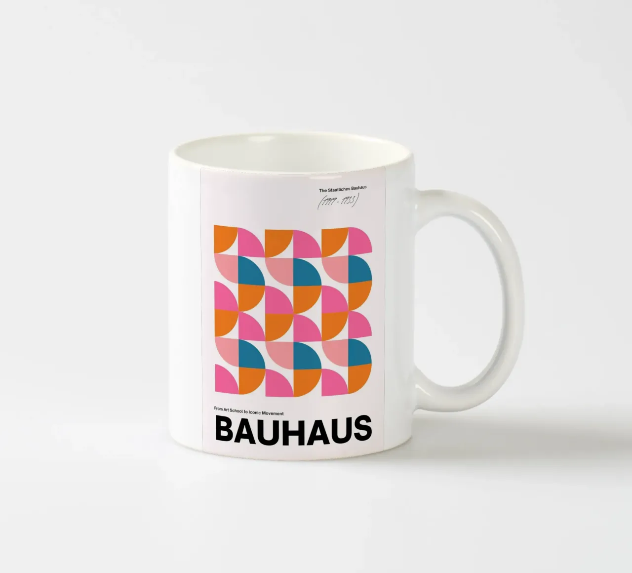 Bauhaus Geometric Abstract Grid Print by Iconic Movement Bri tazza in ceramica da NorwesClub