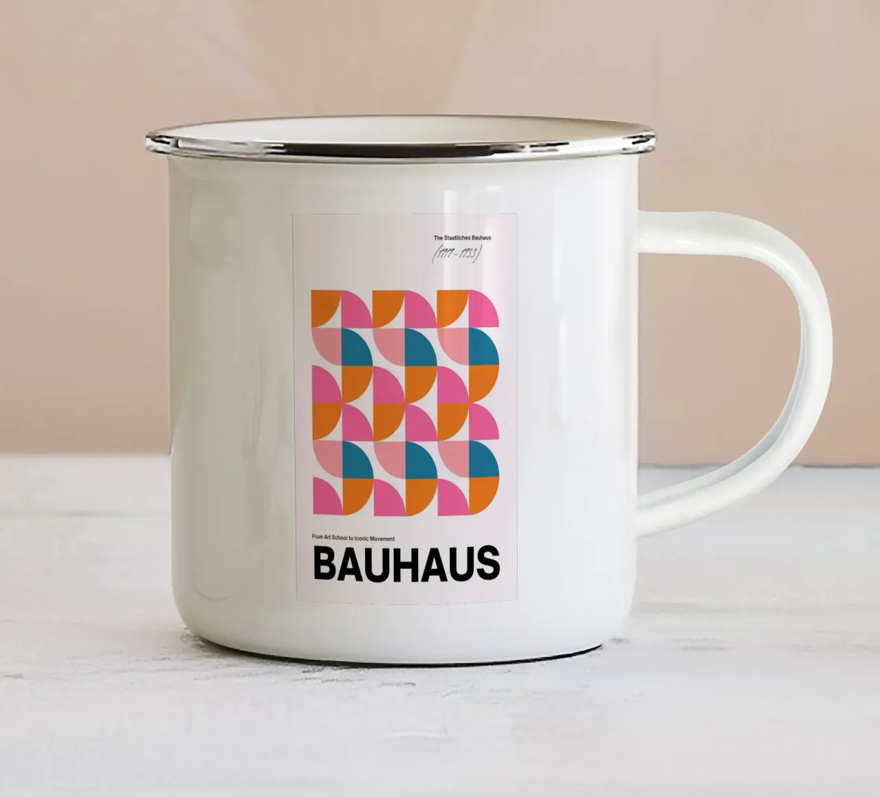 Bauhaus Geometric Abstract Grid Print by Iconic Movement Bri tazza in smalto da NorwesClub