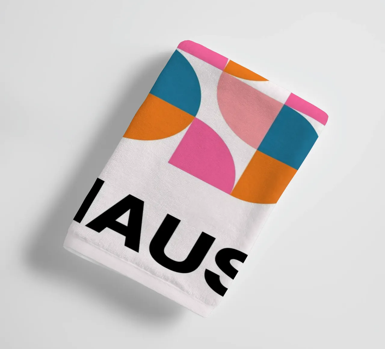 Bauhaus Geometric Abstract Grid Print by Iconic Movement Bri asciugamano da bagno da NorwesClub