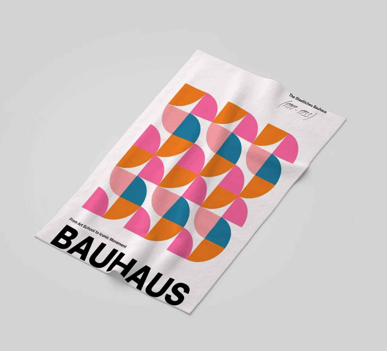 Bauhaus Geometric Abstract Grid Print by Iconic Movement Bri telo mare da NorwesClub