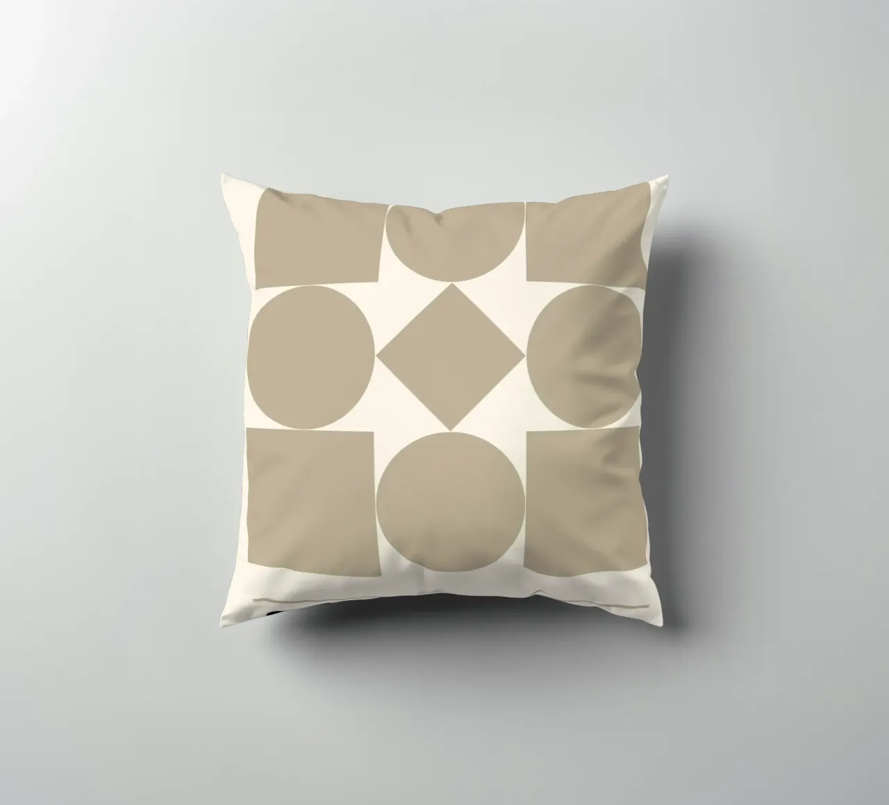 Bauhaus Forme geometriche Stampa astratta di Shapes & Grids, Be cuscino da NorwesClub
