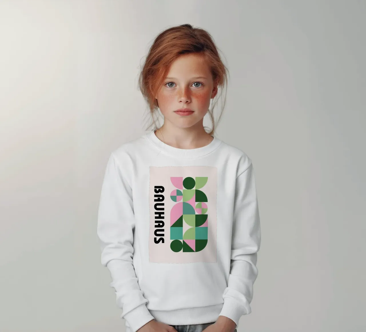 Bauhaus Geometric Abstract Pattern by Modernist Shapes, Pasado sudadera para niño de NorwesClub