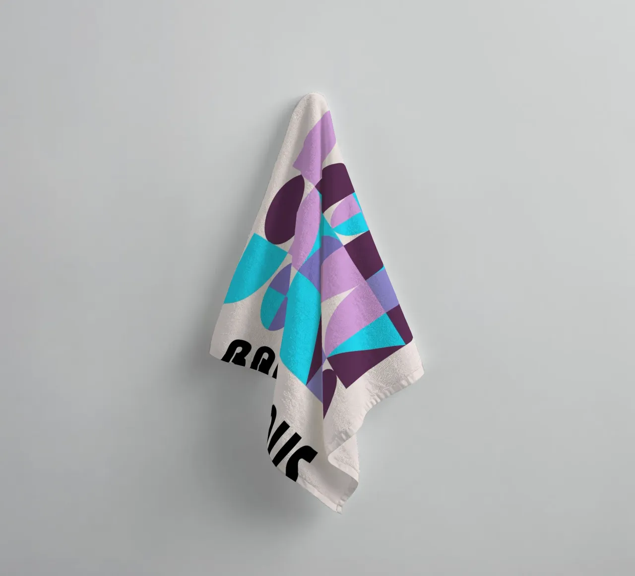 Bauhaus Geometric Pattern Abstract Print by Modernist Forms, serviette de bain de NorwesClub