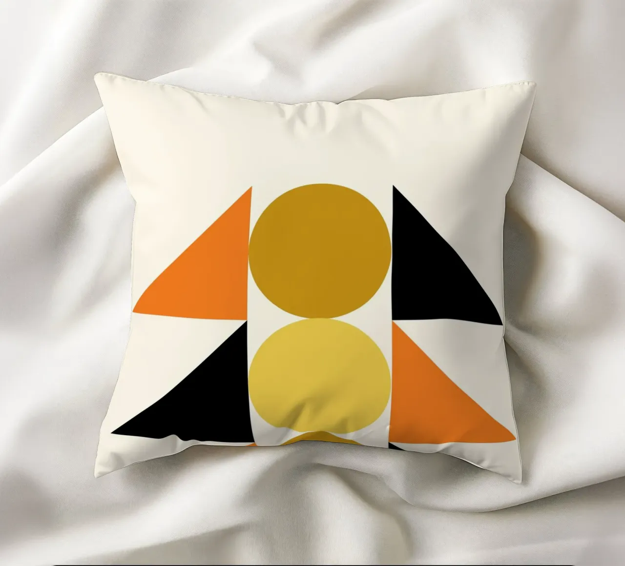 Forme geometriche astratte Bauhaus di Circles & Triangles cuscino da NorwesClub