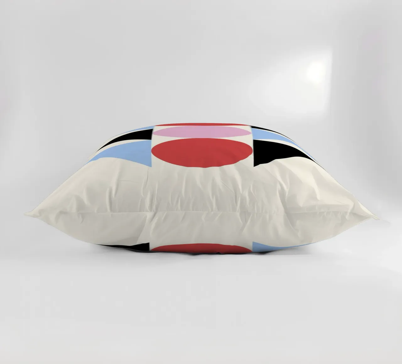 Arte geometrica astratta Bauhaus di Circles & Triangles, Prima cuscino da NorwesClub