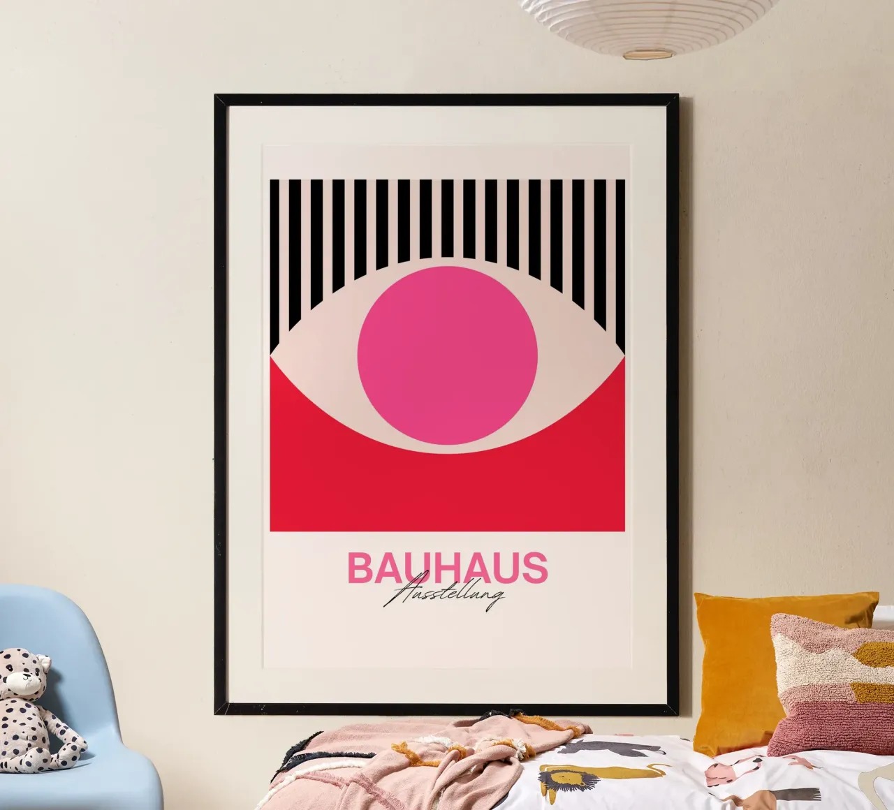 Bauhaus Eye Stampa d'arte astratta di Forme geometriche moderniste, poster con telaio in legno da NorwesClub