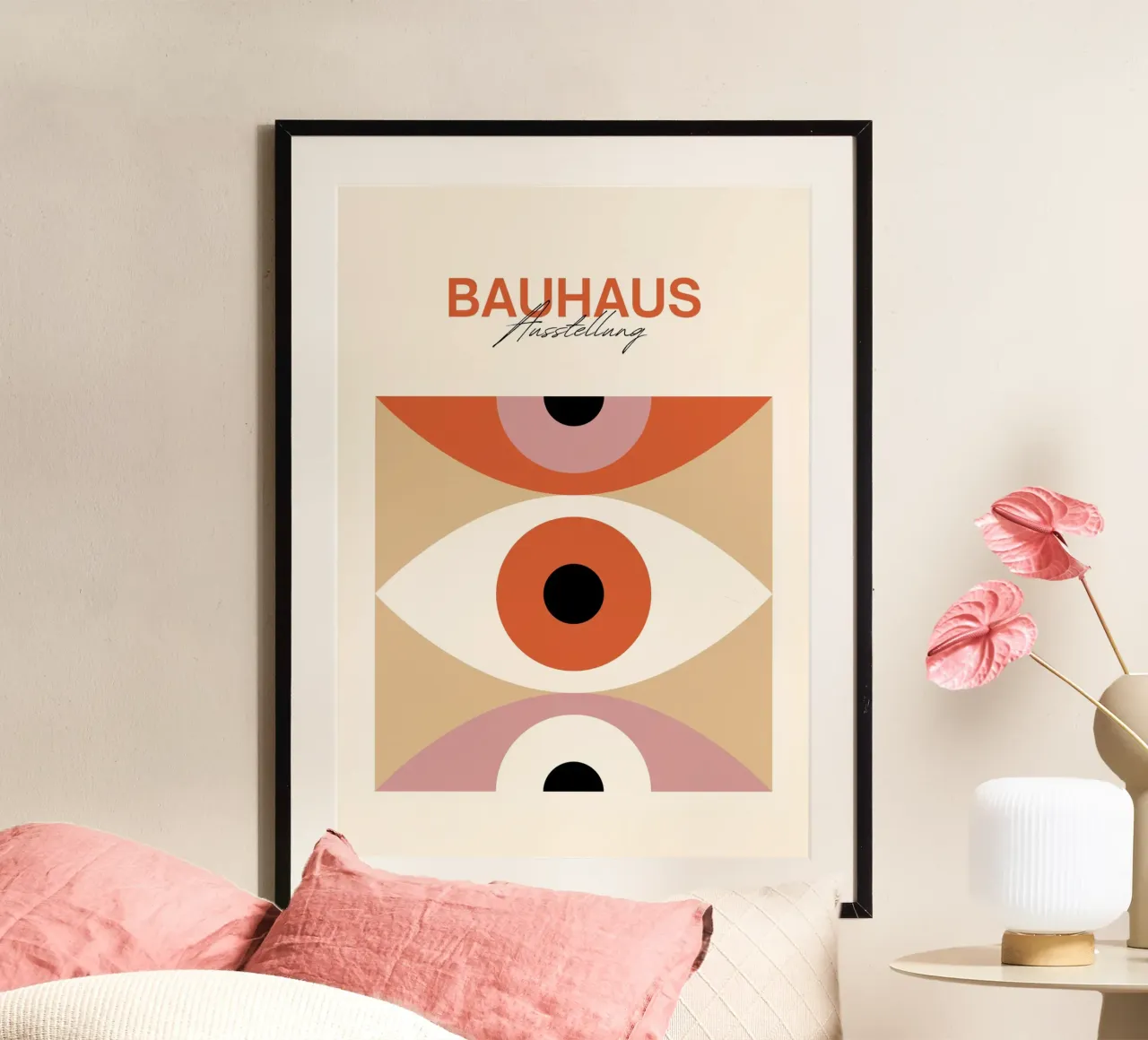 Bauhaus Auge Abstrakter Kunstdruck von Modernist Forms, Orange Pi Poster mit Kunststoffrahmen von NorwesClub