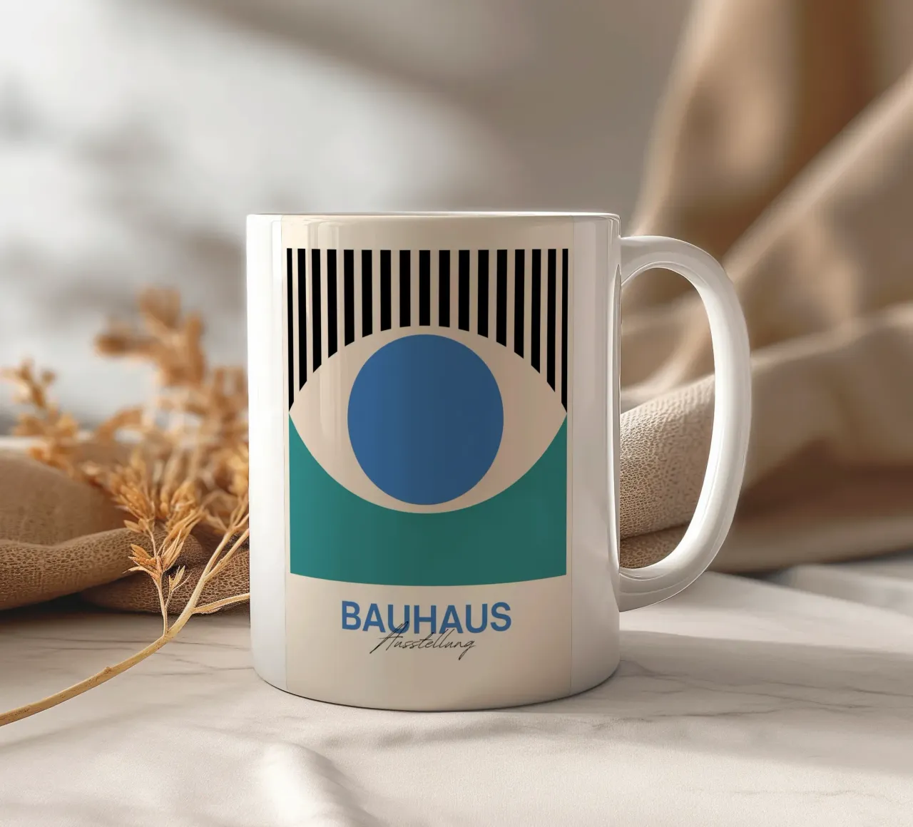 Bauhaus Eye abstracte kunstdruk van Modernist Forms, Blauwgroen keramische mok van NorwesClub