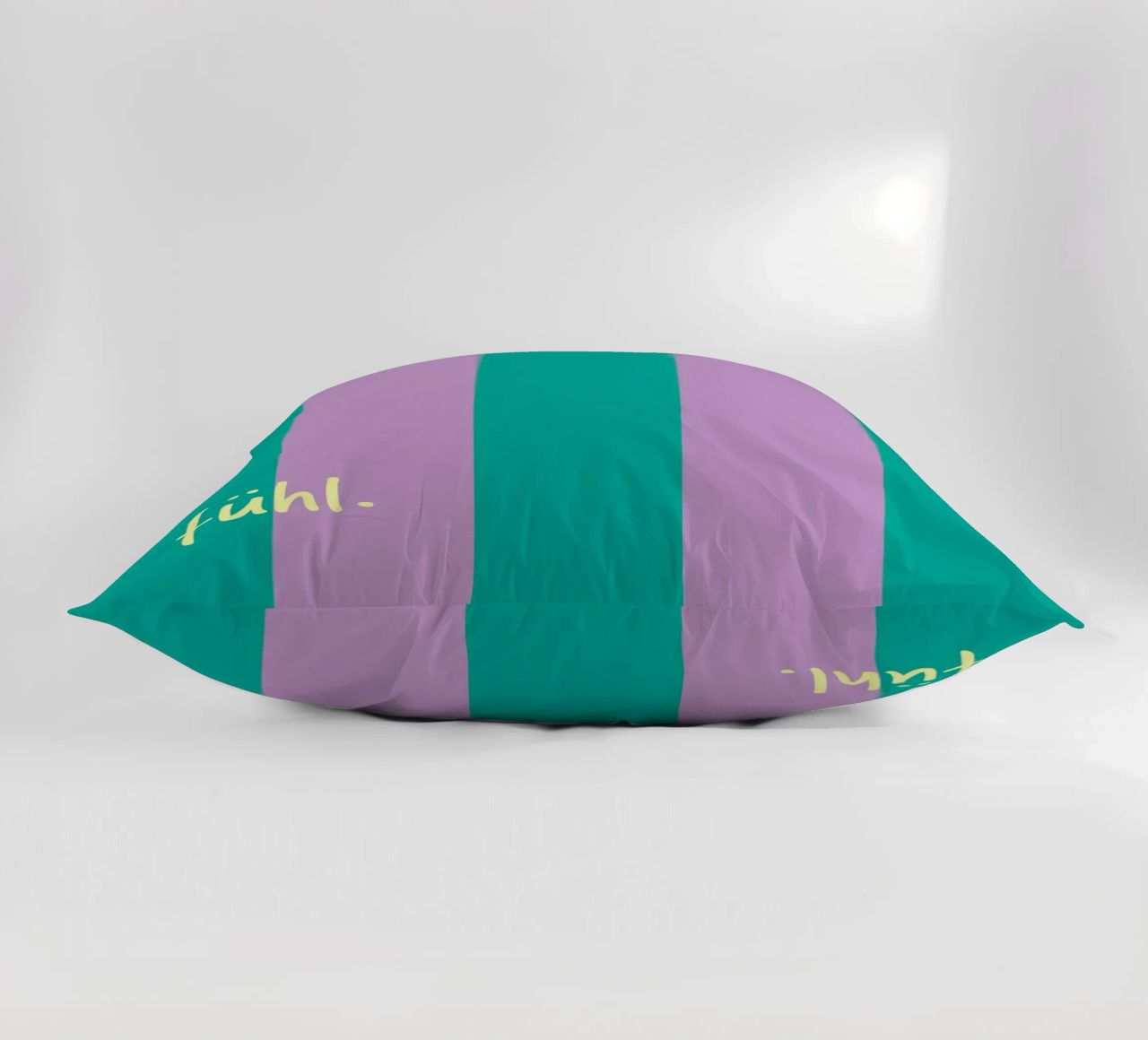 feel. cuscino da FRICKE DESIGN