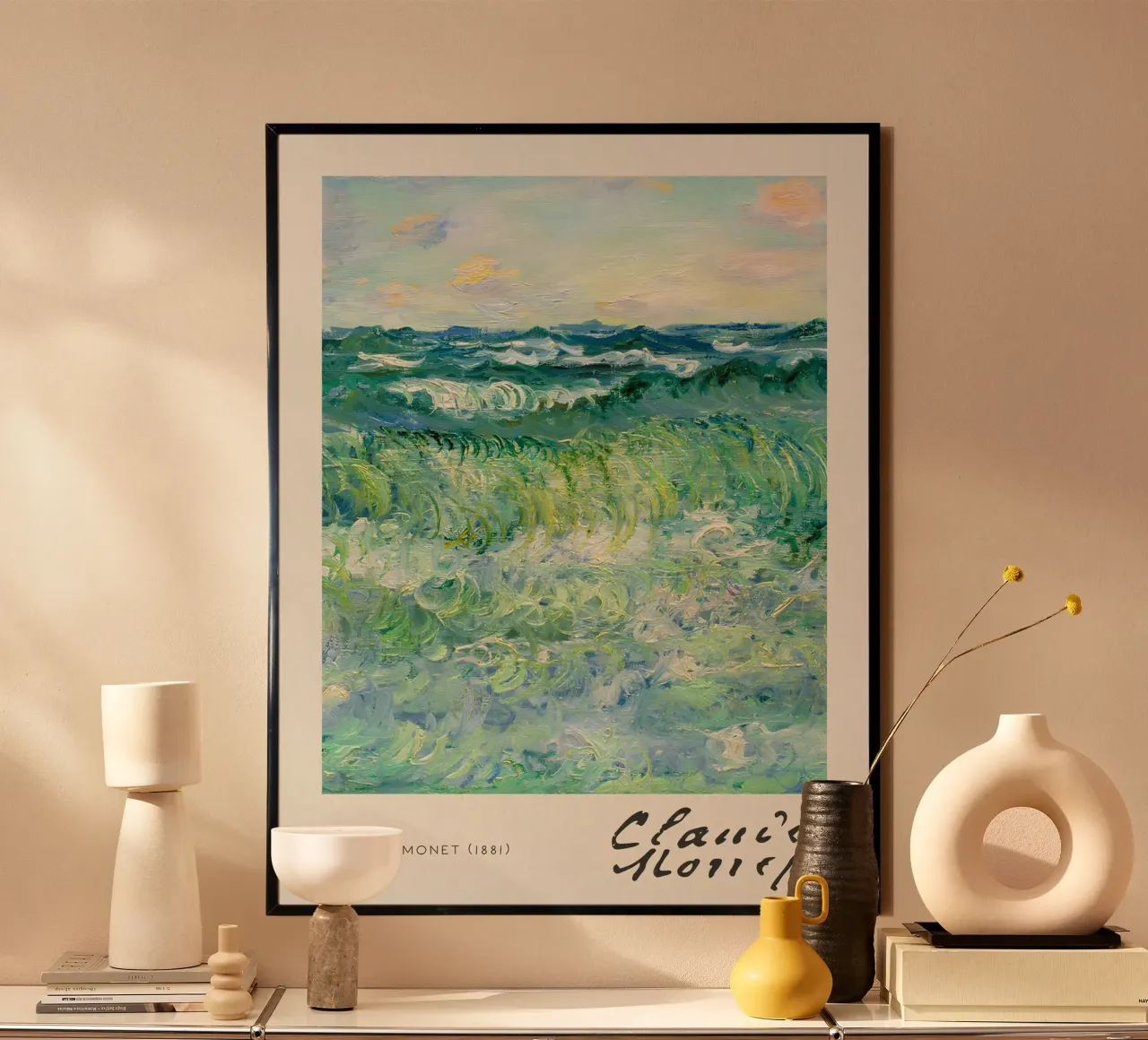 Claude Monet - Zee (1881): Levendig impressionistisch zeegezicht poster met kunststof frame van NorwesClub