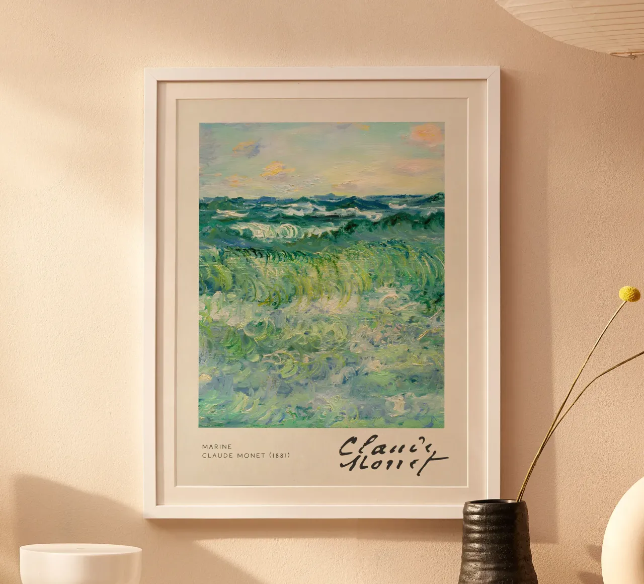 Claude Monet - Zee (1881): Levendig impressionistisch zeegezicht poster met kunststof frame van NorwesClub