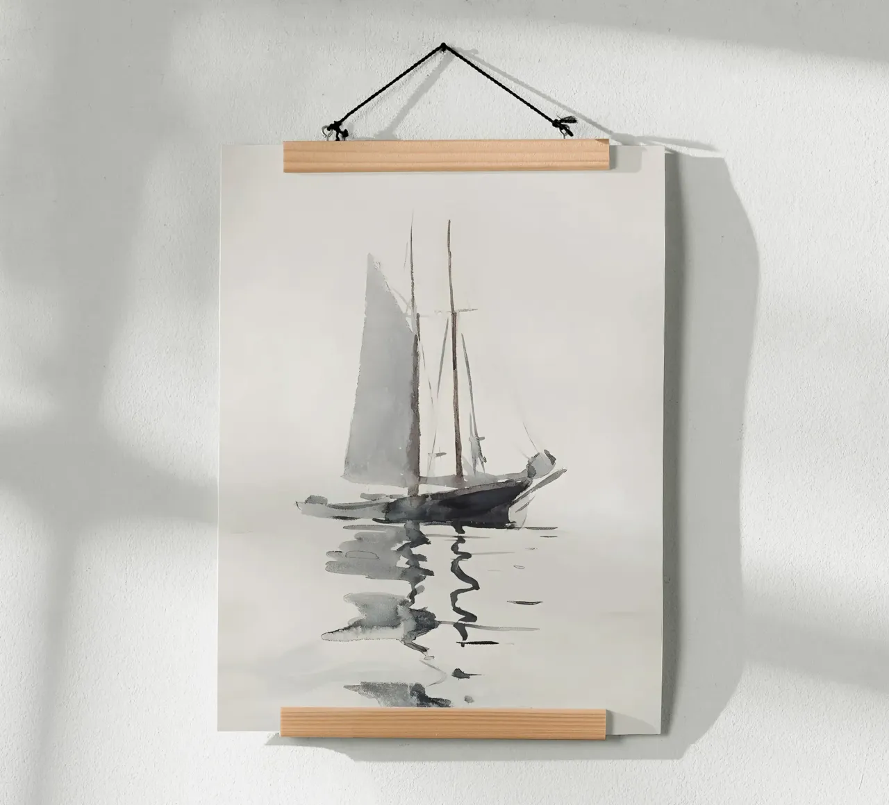 Schizzo artistico di barca a vela: Minimalista nautico, scala di grigi Mar poster da NorwesClub