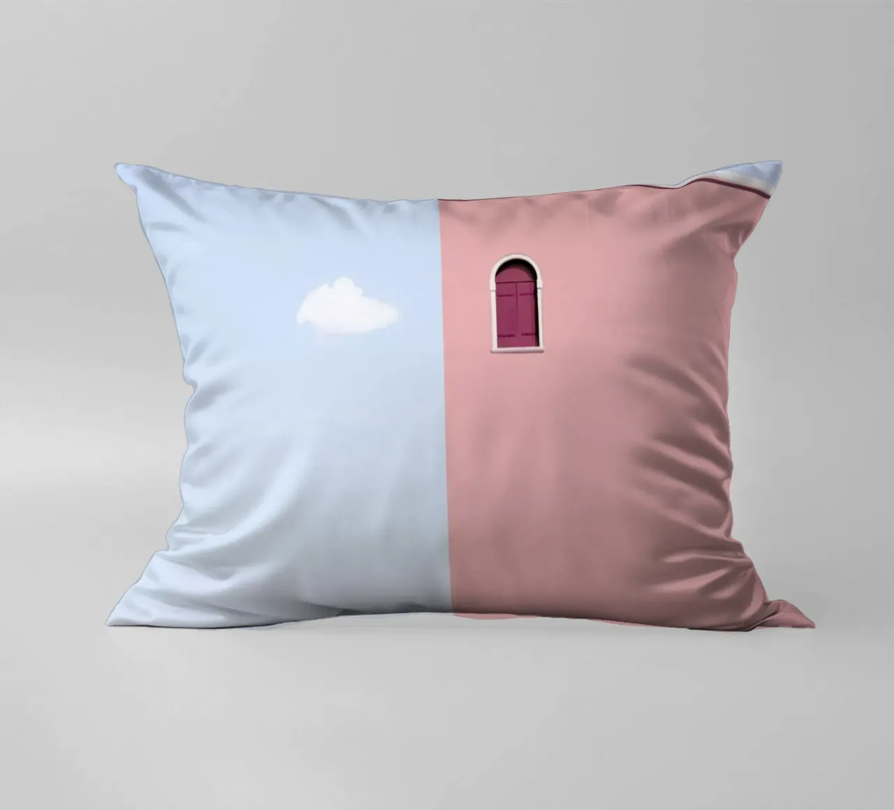 Come Closer kussen van Rupert Höller