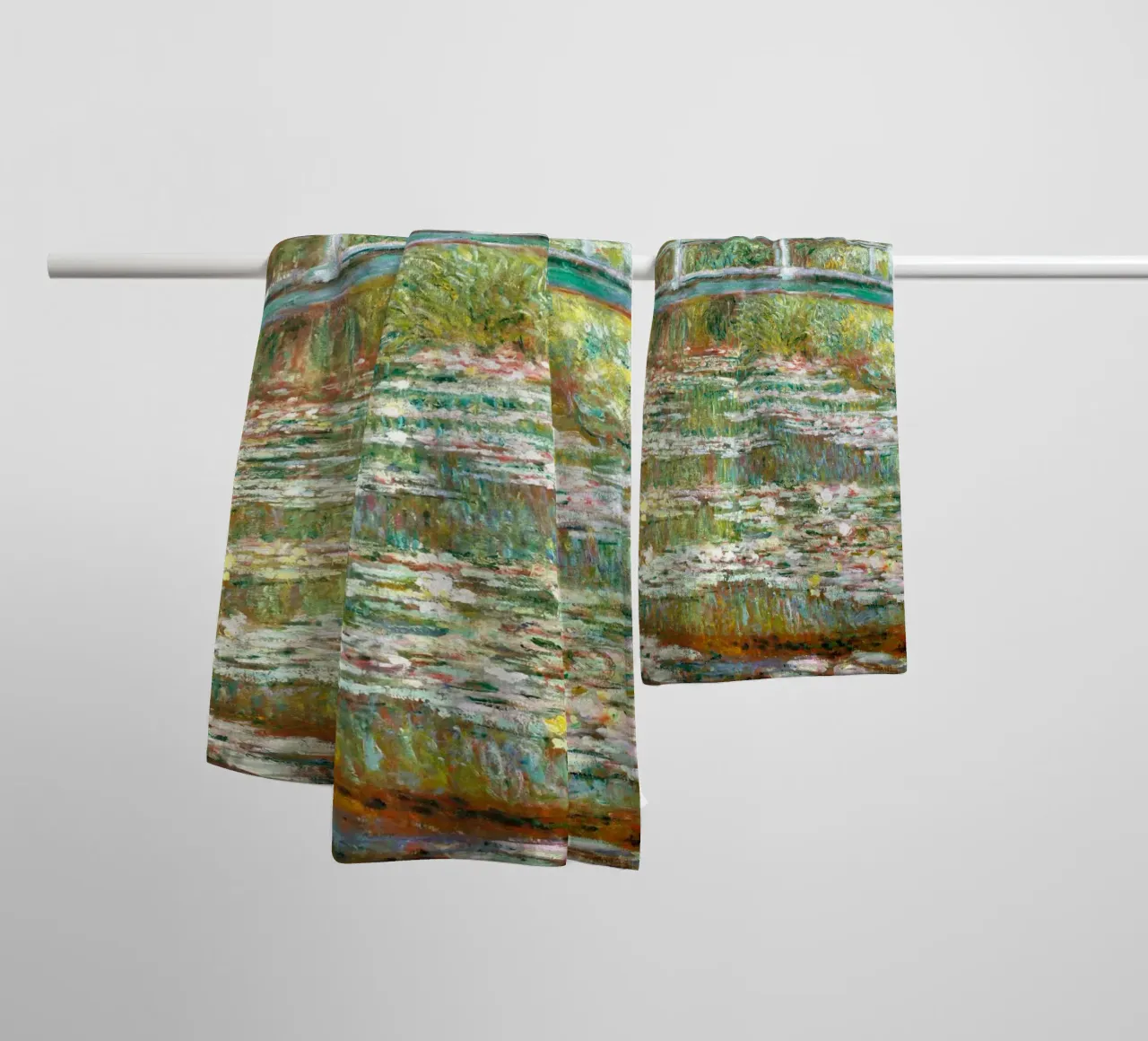 Monet: stagno di ninfee, Giverny, icona dell'impressionismo asciugamano da bagno da NorwesClub