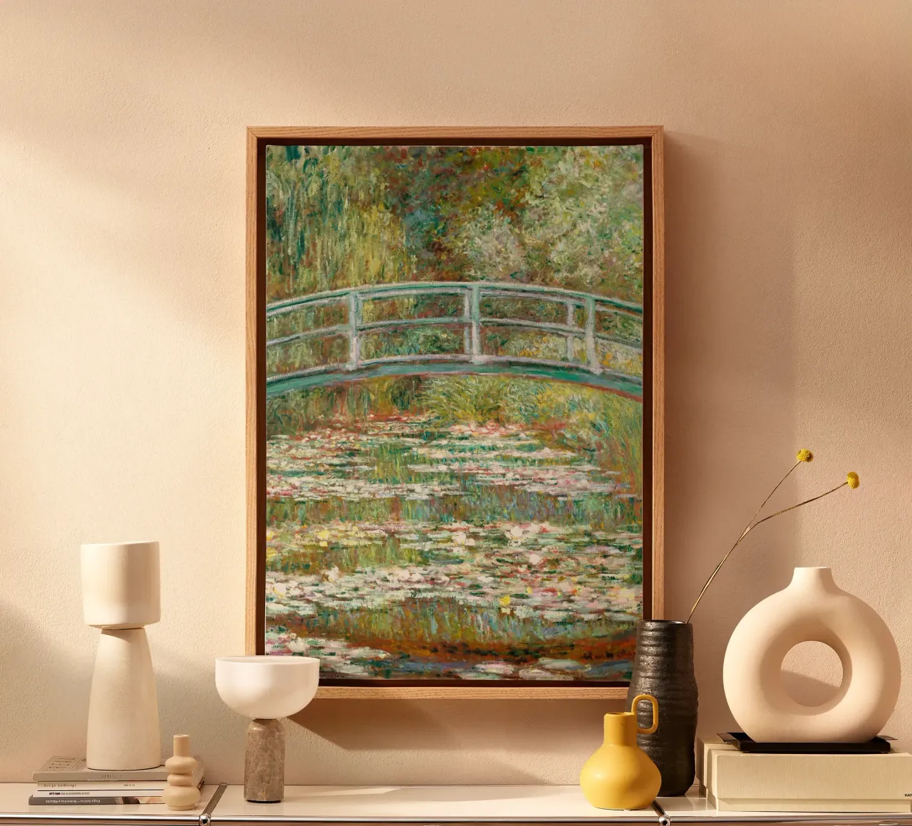 Monet: stagno di ninfee, Giverny, icona dell'impressionismo tela con Cornice a cassetta da NorwesClub