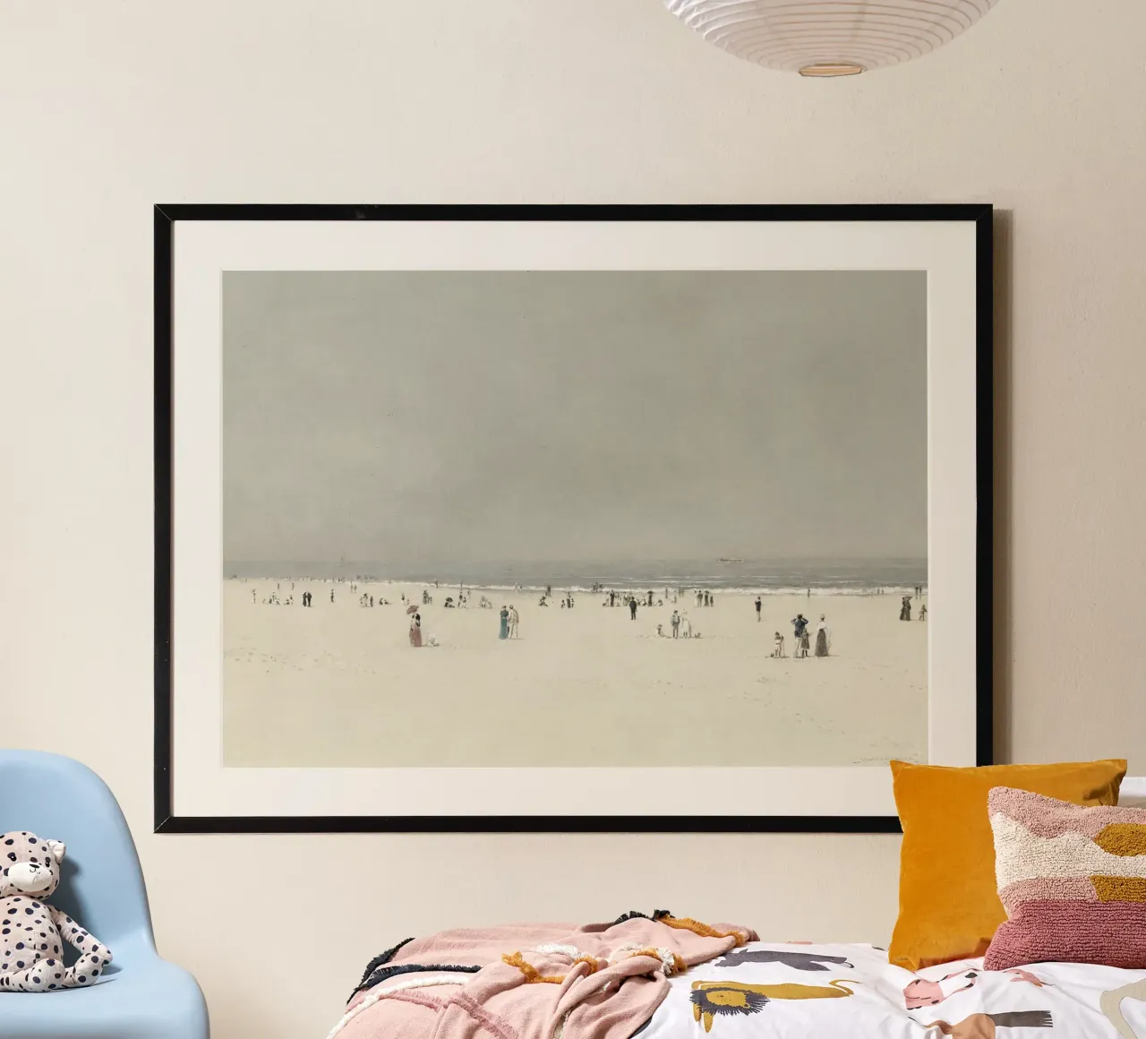 Grimshaw: Sabbia, mare e cielo, Costa vittoriana, scena di spiaggia poster con telaio in plastica da NorwesClub