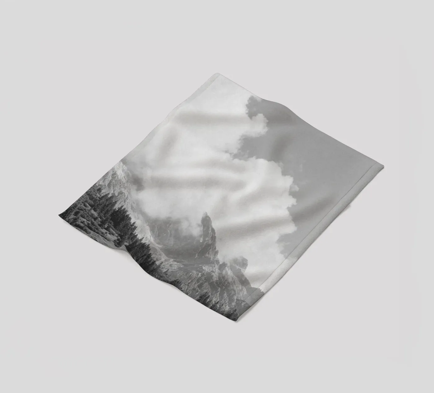 Clouds Forming 3 Fleecedecke von Nur Mut