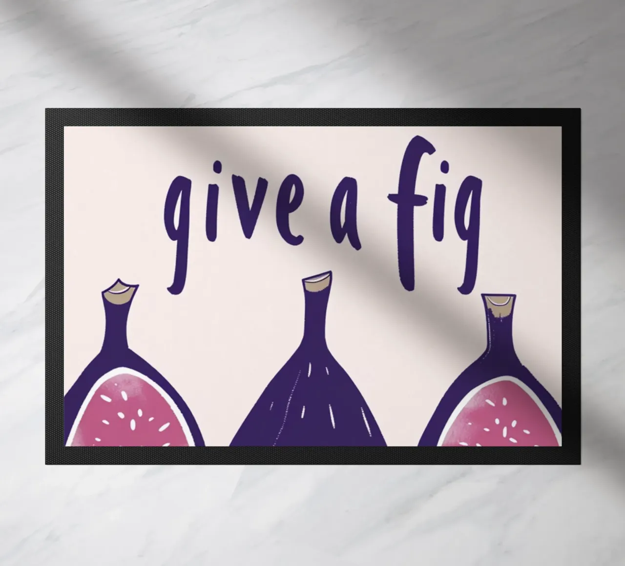 Poster umoristico sulla frutta "Don't Give a Fig" - Quirky Kitchen Ar zerbino da NorwesClub