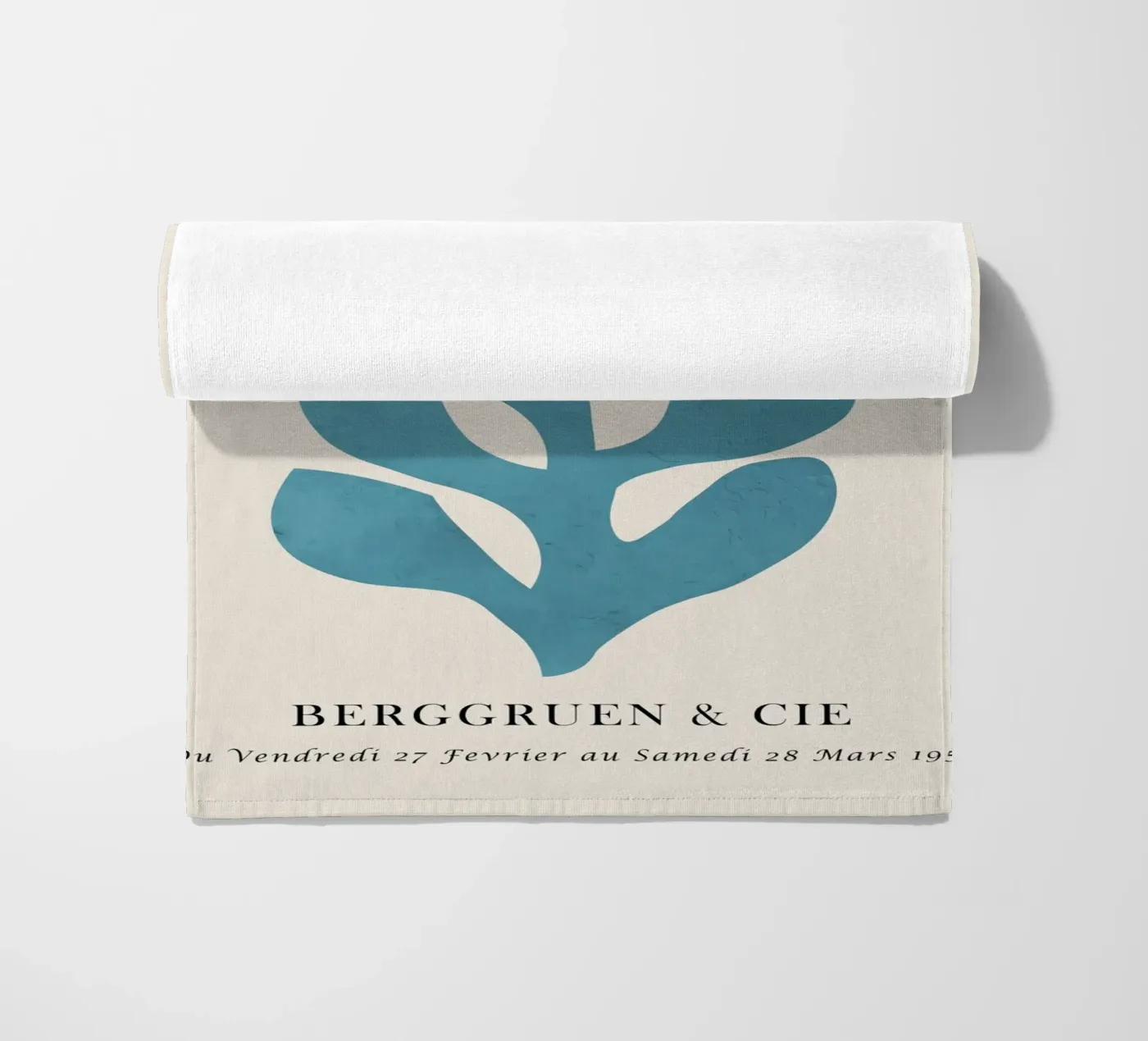 Centre Blue beach towel by Vonda Shop