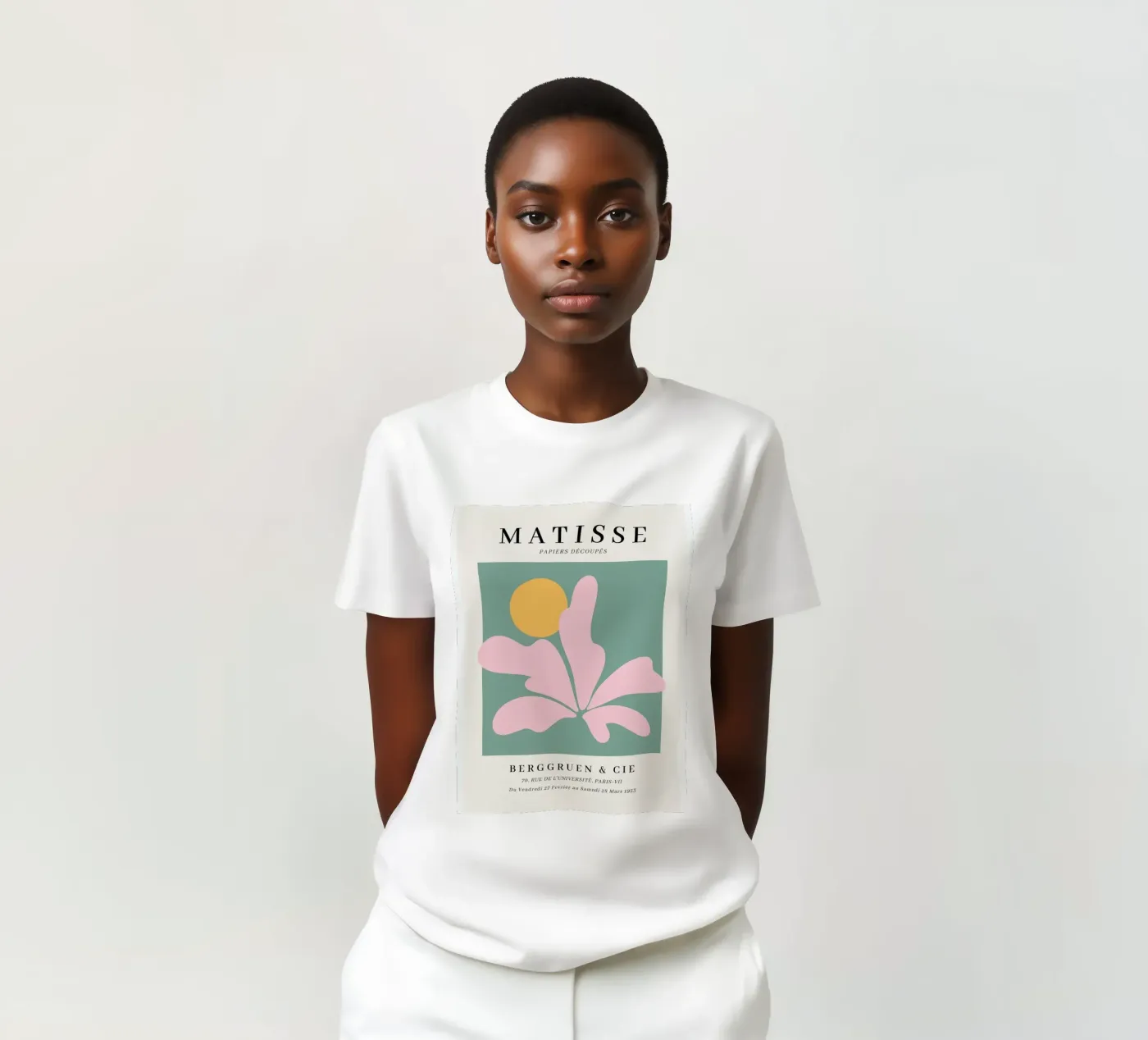 Comodo e bello t-shirt da Vonda Shop