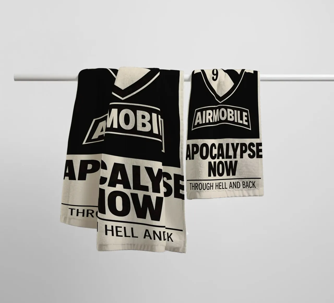 Apocalypse Now Print asciugamano da bagno da MoviesArt