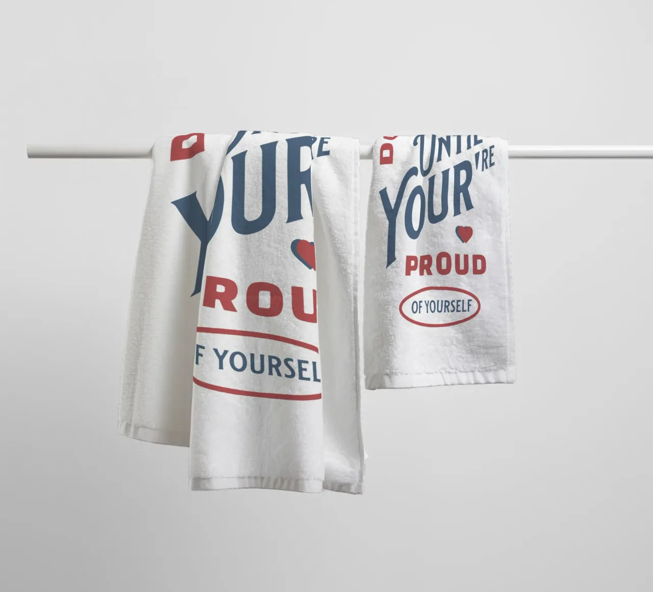 Ne vous arrêtez pas tant que vous n'êtes pas fier de vous serviette de bain de Gunawan Rb