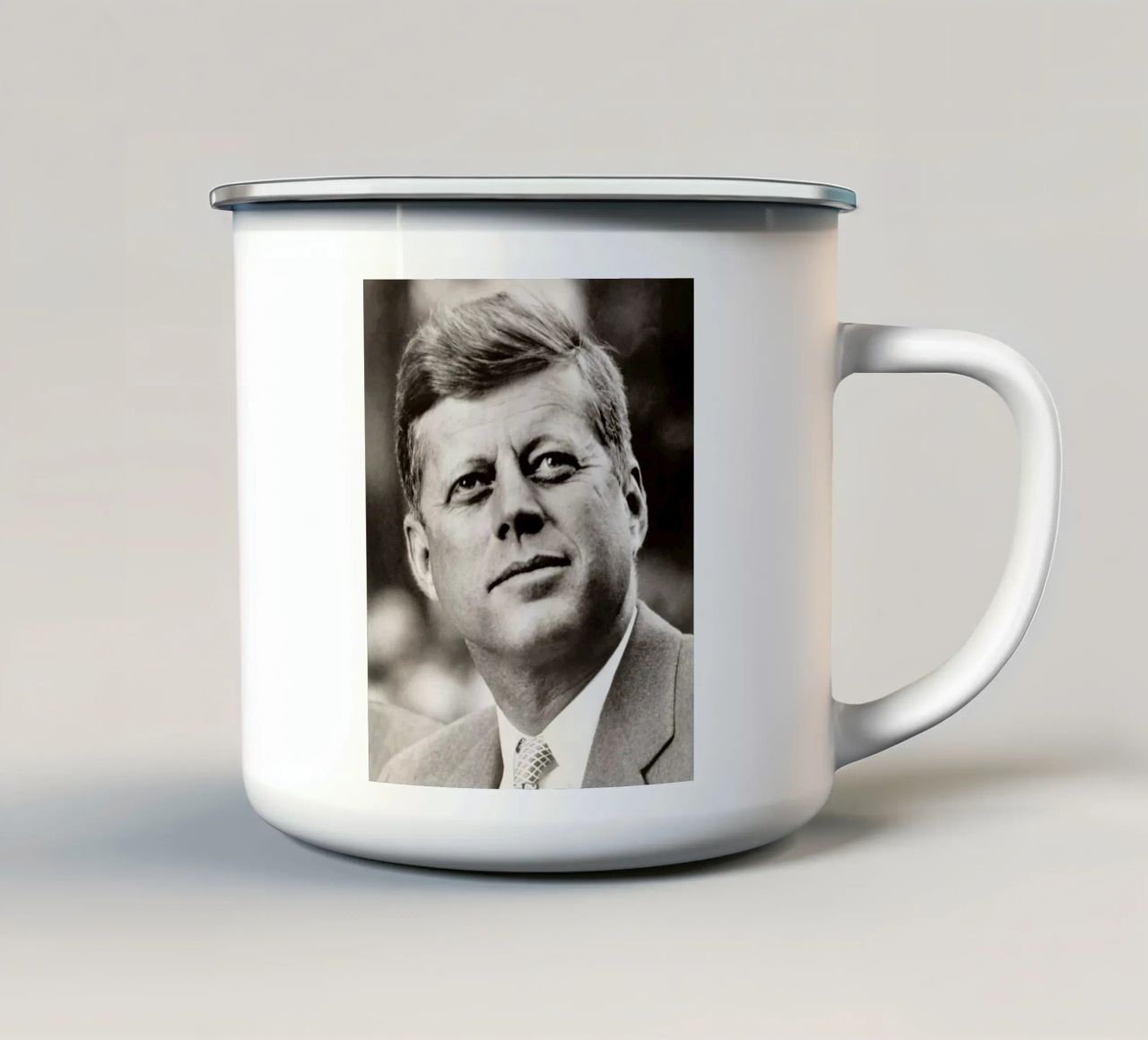 sorriso di john kennedy tazza in smalto da Reece Shop
