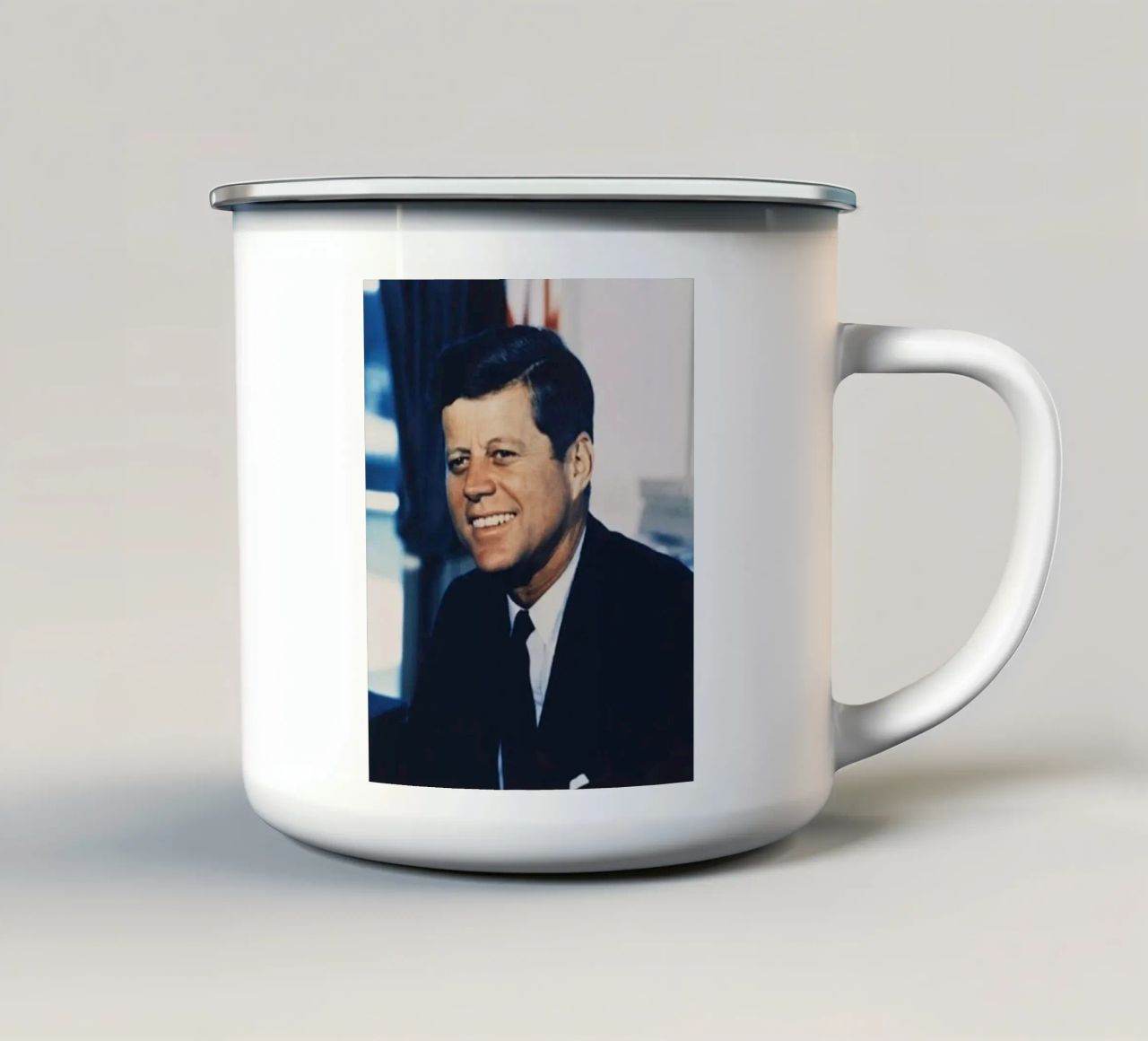 sorriso di john kennedy tazza in smalto da Reece Shop