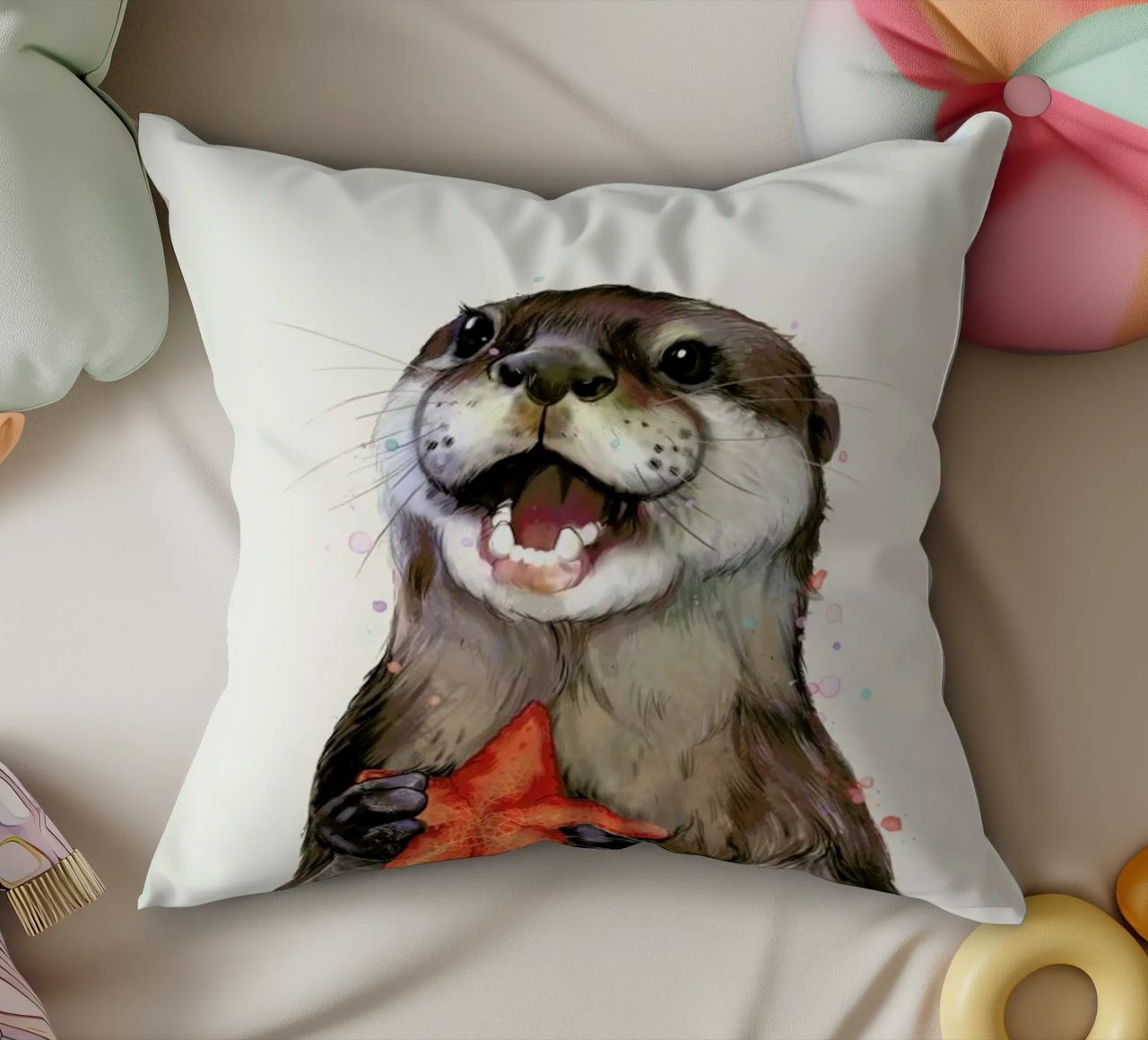 Happy Otter Portrait cuscino da Laura Graves