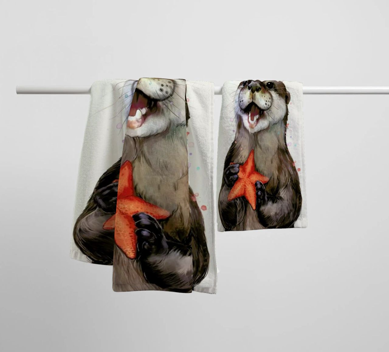 Happy Otter Portrait asciugamano da bagno da Laura Graves