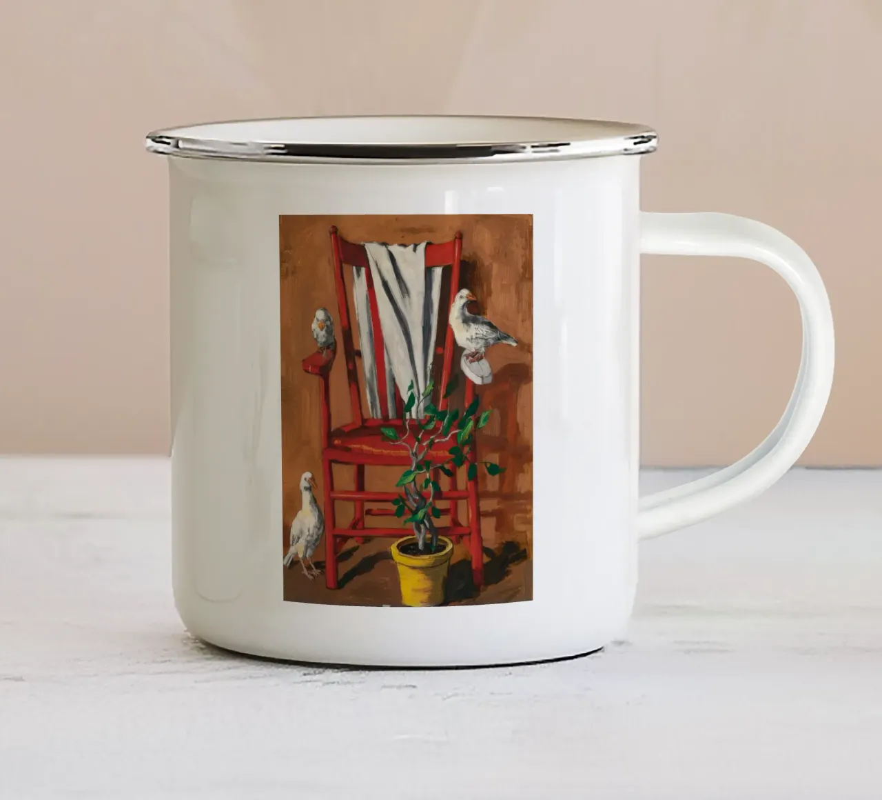 Trespolo rustico tazza in smalto da Ebony Carpenter