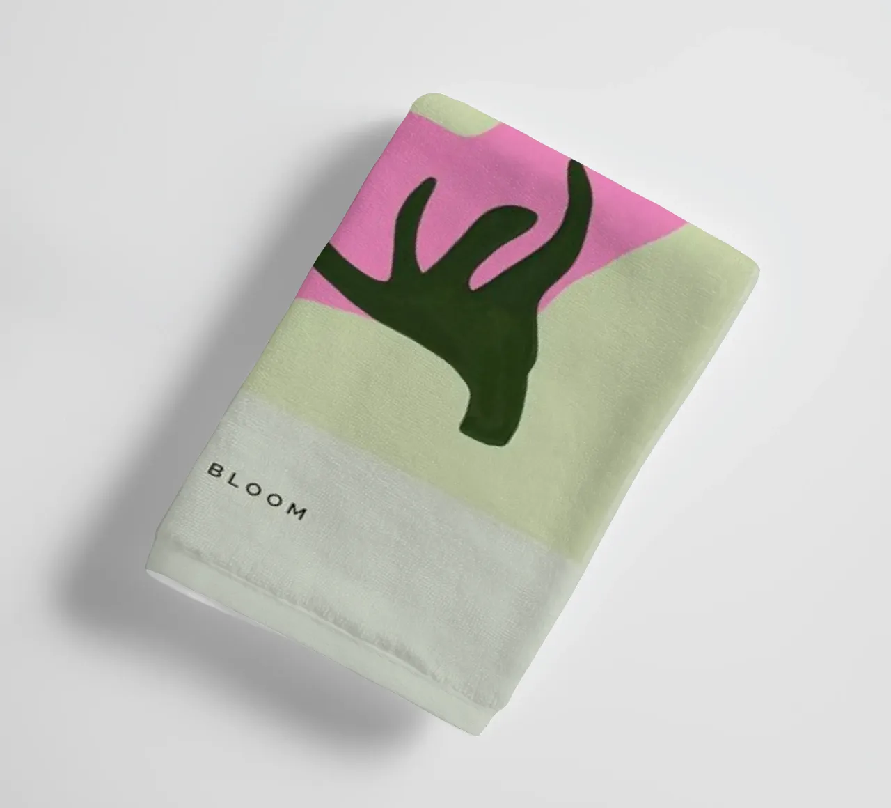 Camellia In Bloom I serviette de bain de Studio One