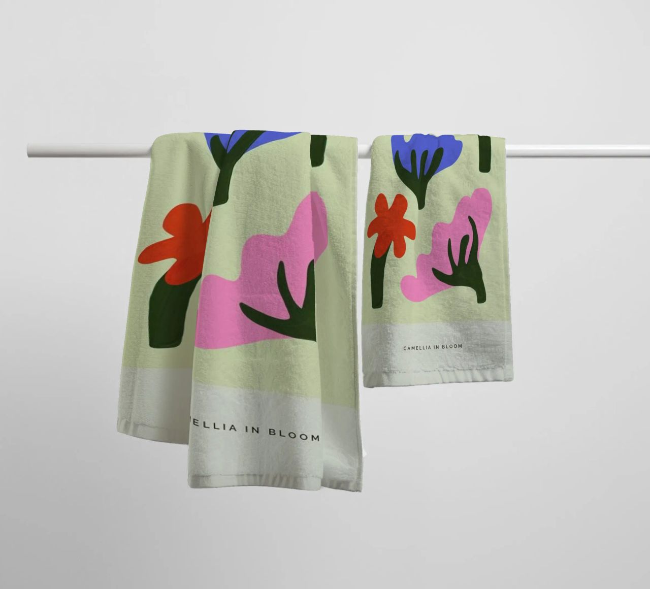 Camellia In Bloom I Handtuch von Studio One